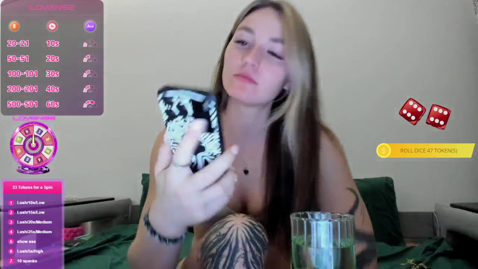 Gallery image thumbnail from Cutestdemon1's myfreecams stream on, 06/18/2025, 22:14 image 11 of 20