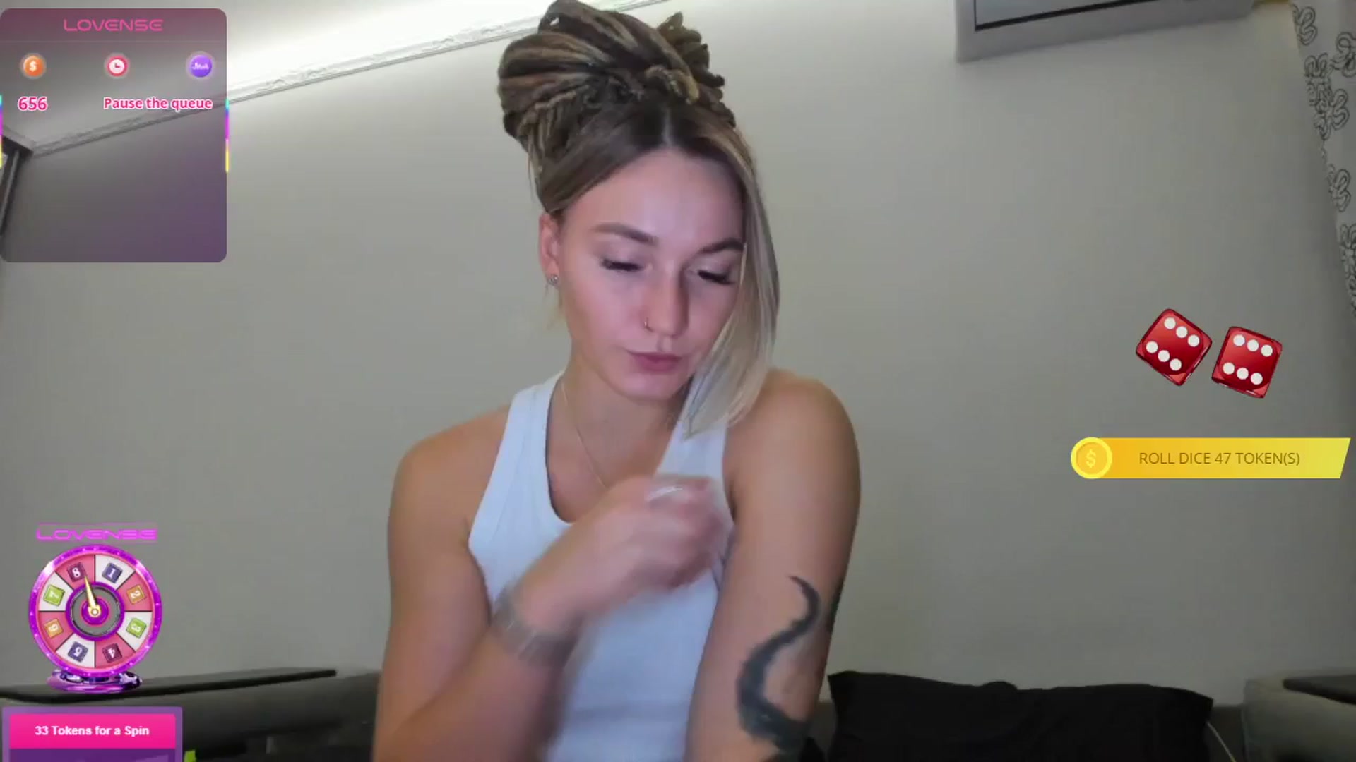 Gallery image thumbnail from Cutestdemon1's myfreecams stream on, 07/19/2025, 23:00 image 1 of 20