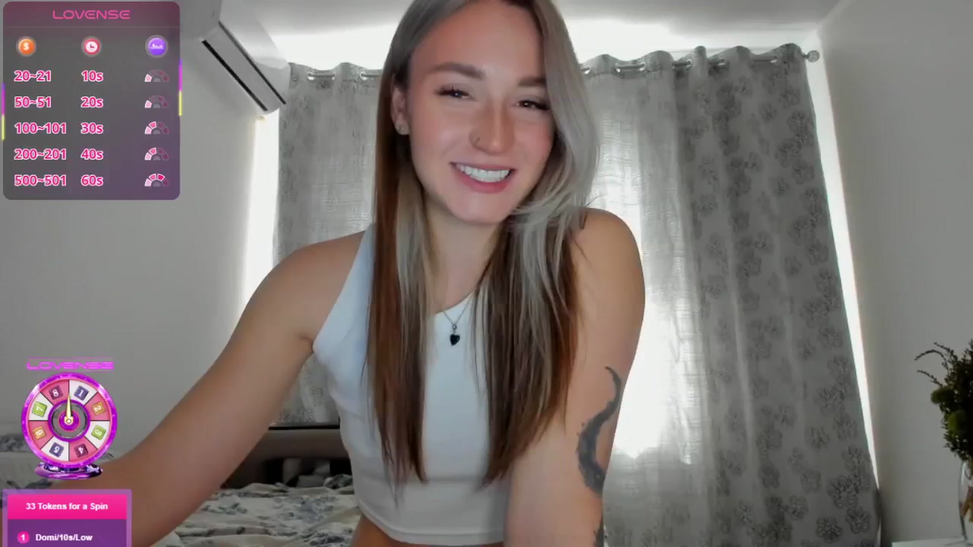 Gallery image thumbnail from Cutestdemon1's myfreecams stream on, 10/05/2025, 11:06 image 1 of 20