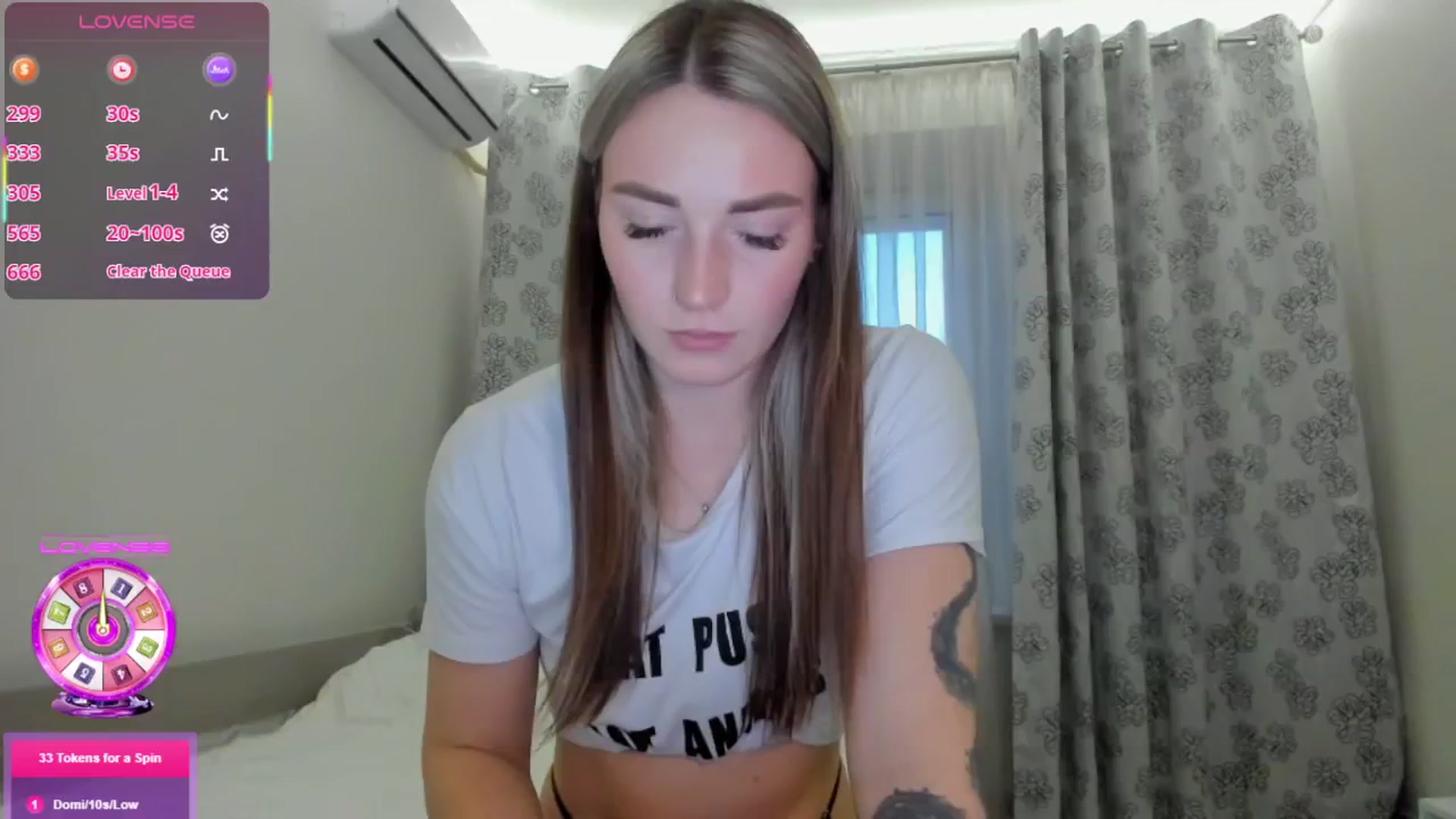 Gallery image thumbnail from Cutestdemon1's myfreecams stream on, 10/08/2025, 14:38 image 2 of 20