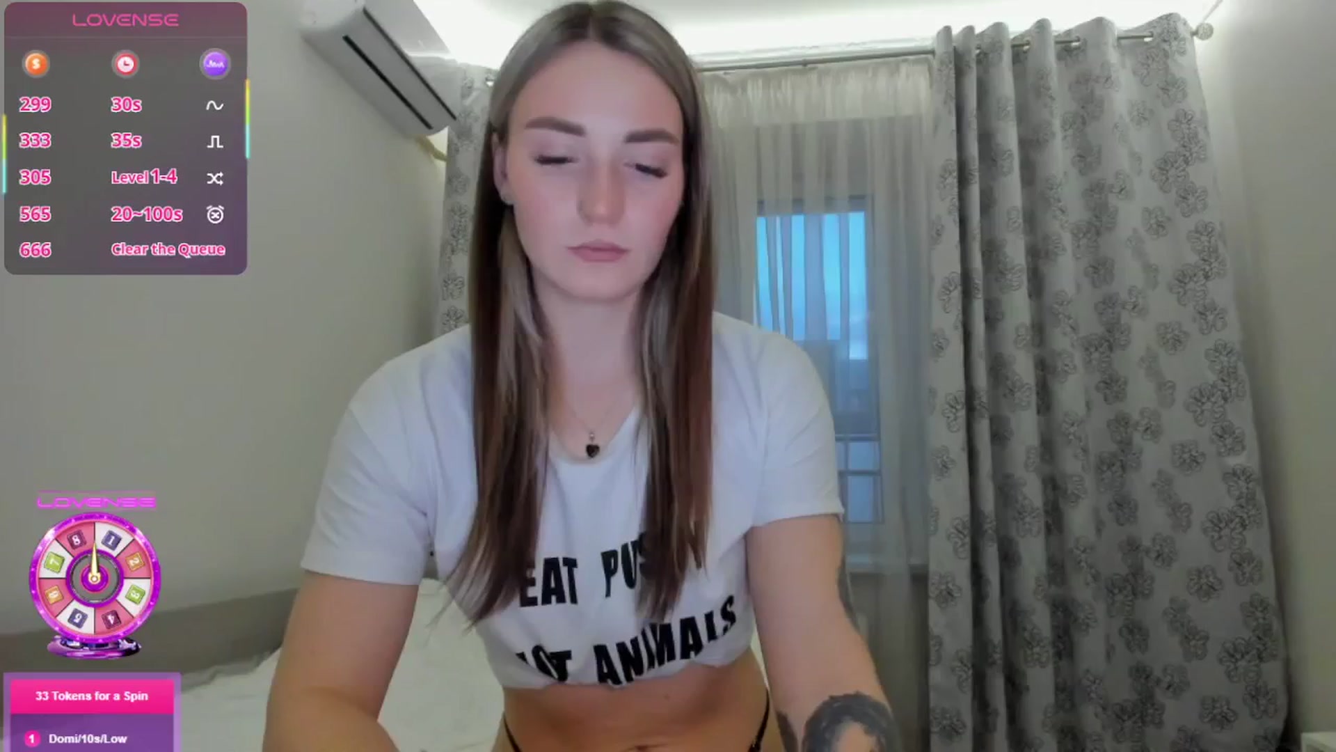 Gallery image thumbnail from Cutestdemon1's myfreecams stream on, 10/08/2025, 14:38 image 8 of 20