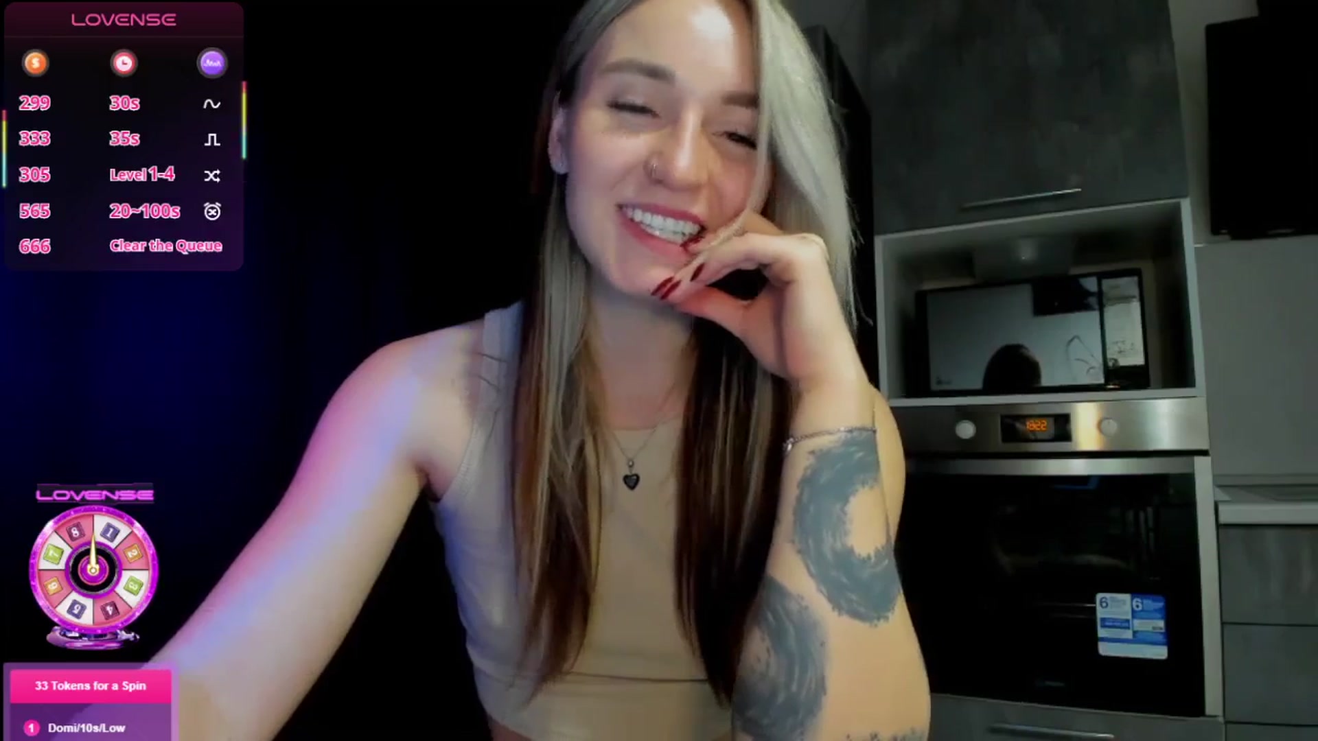 Gallery image thumbnail from Cutestdemon1's myfreecams stream on, 10/17/2025, 17:07 image 9 of 20