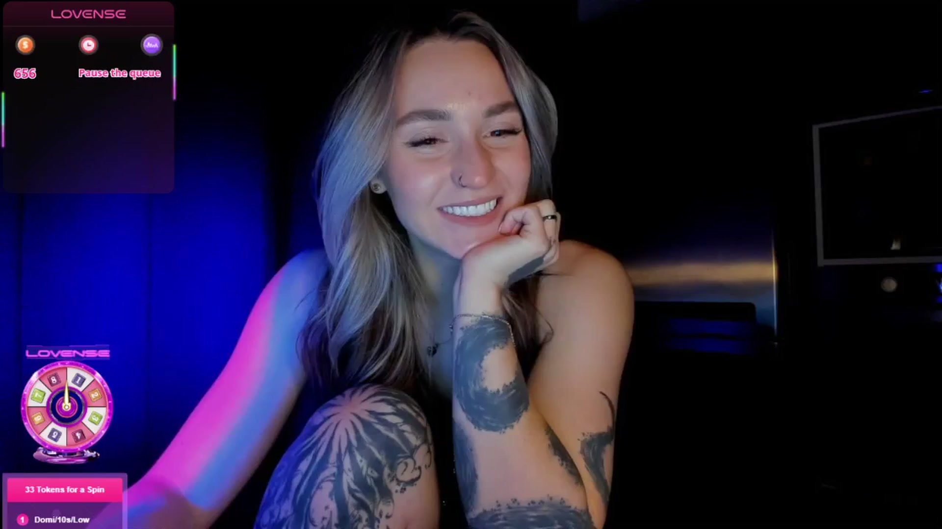Gallery image thumbnail from Cutestdemon1's myfreecams stream on, 11/01/2025, 15:56 image 16 of 20