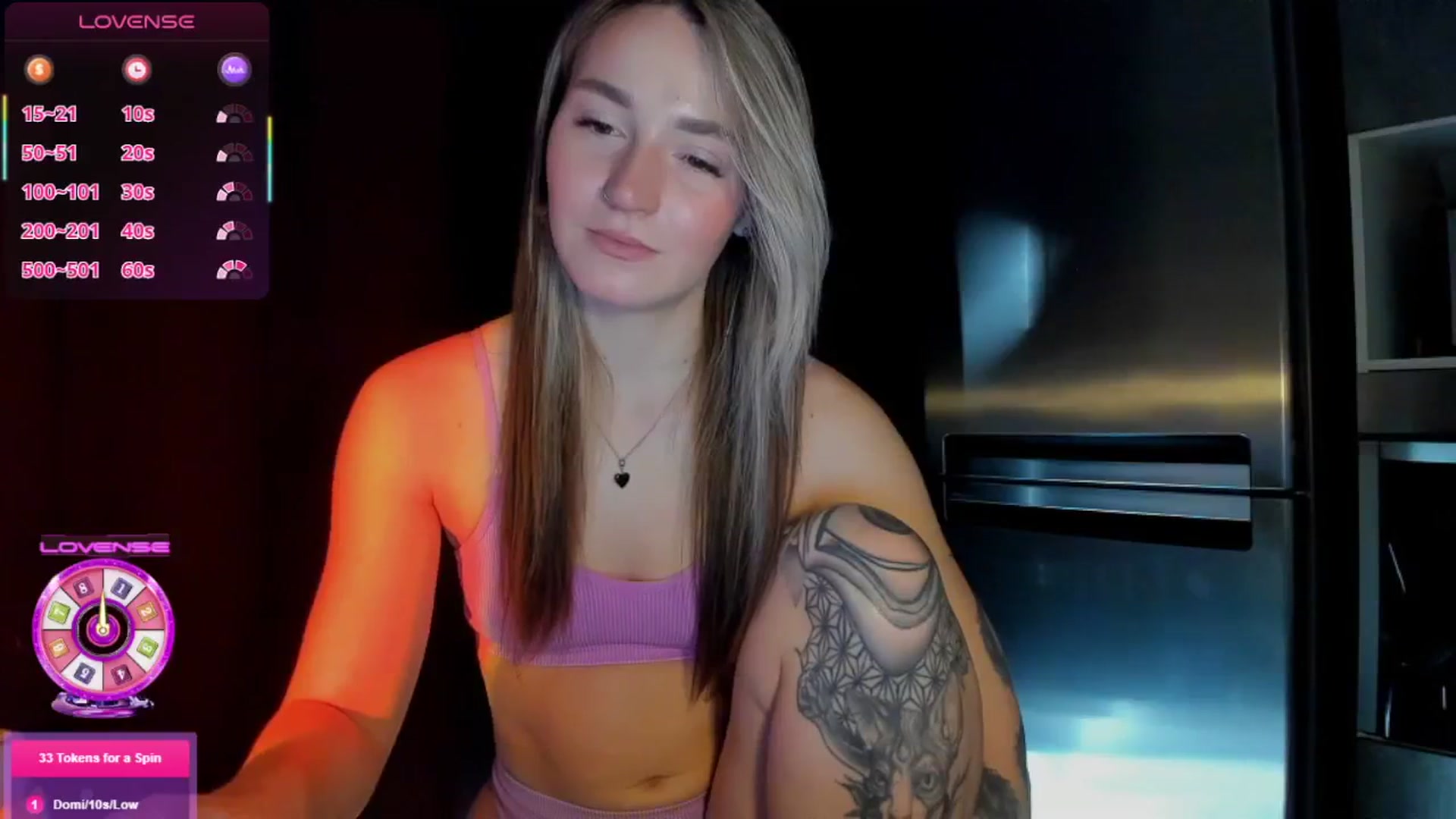 Gallery image thumbnail from Cutestdemon1's myfreecams stream on, 11/03/2025, 08:10 image 7 of 20