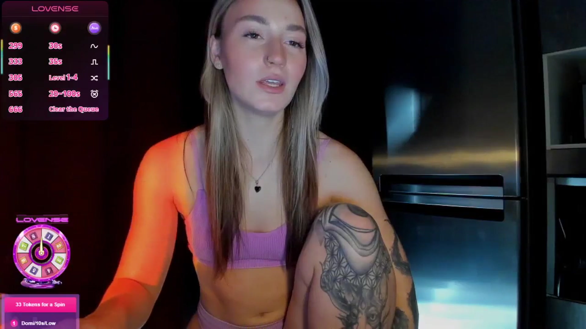 Gallery image thumbnail from Cutestdemon1's myfreecams stream on, 11/03/2025, 08:10 image 4 of 20