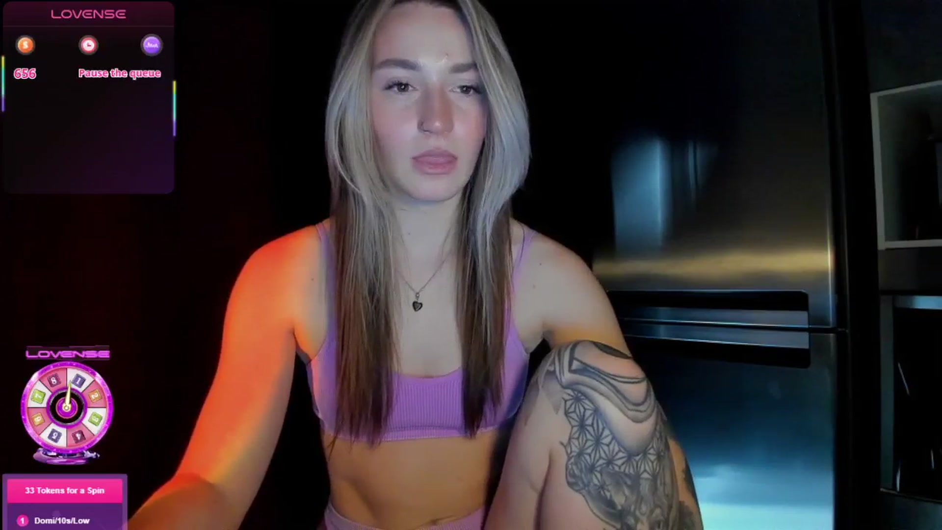 Gallery image thumbnail from Cutestdemon1's myfreecams stream on, 11/03/2025, 08:50 image 7 of 20