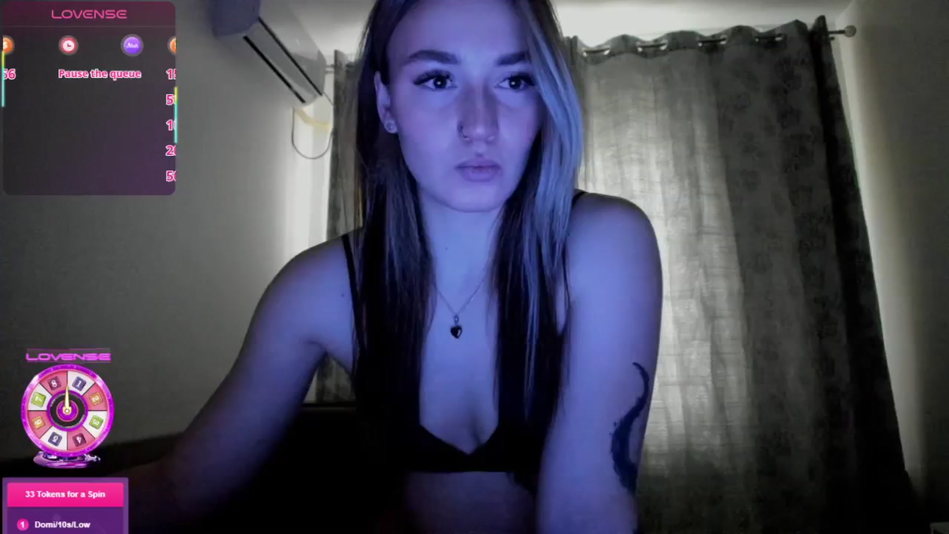 Gallery image thumbnail from Cutestdemon1's myfreecams stream on, 11/11/2025, 08:49 image 6 of 20