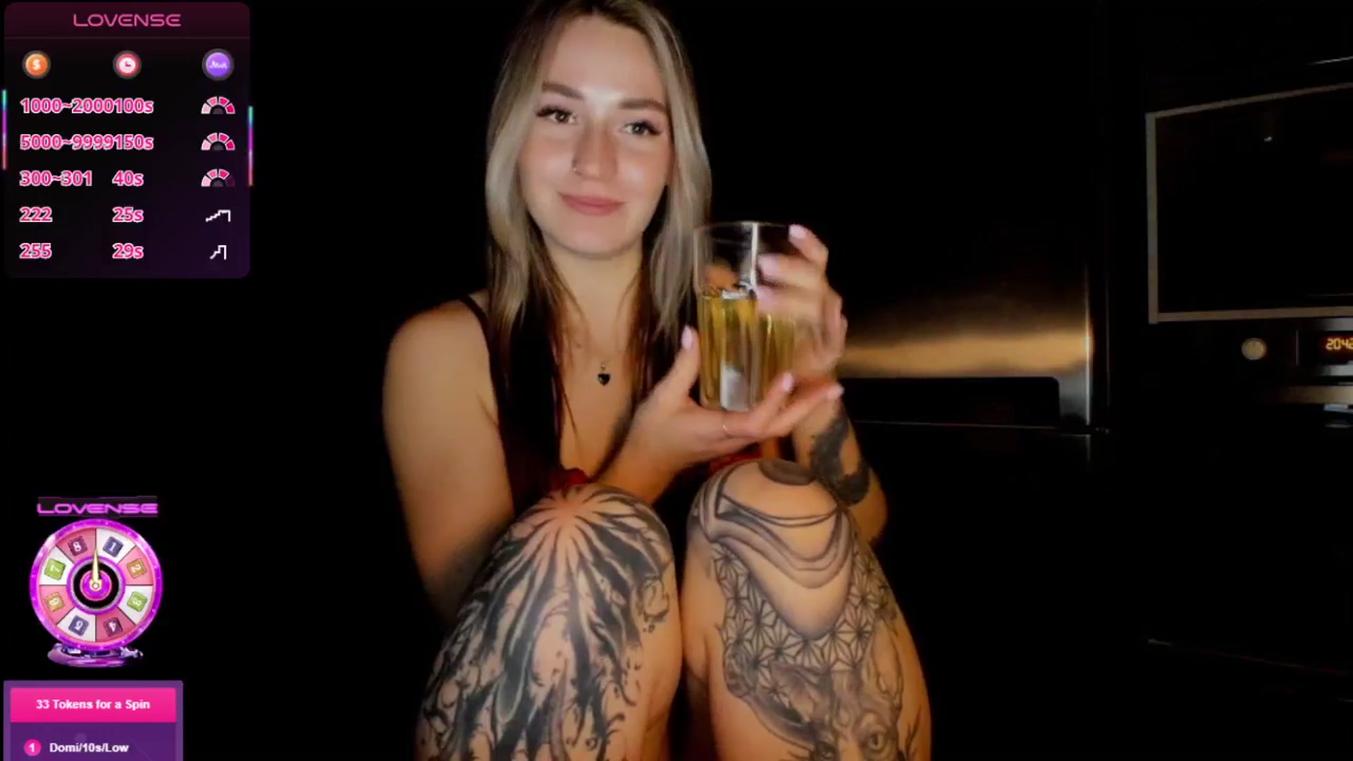 Gallery image thumbnail from Cutestdemon1's myfreecams stream on, 11/16/2025, 19:04 image 2 of 20