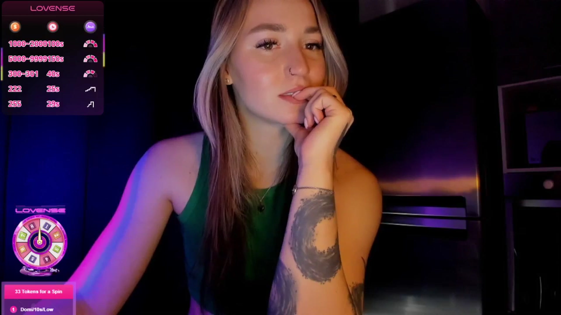 Gallery image thumbnail from Cutestdemon1's myfreecams stream on, 11/20/2025, 08:29 image 17 of 20