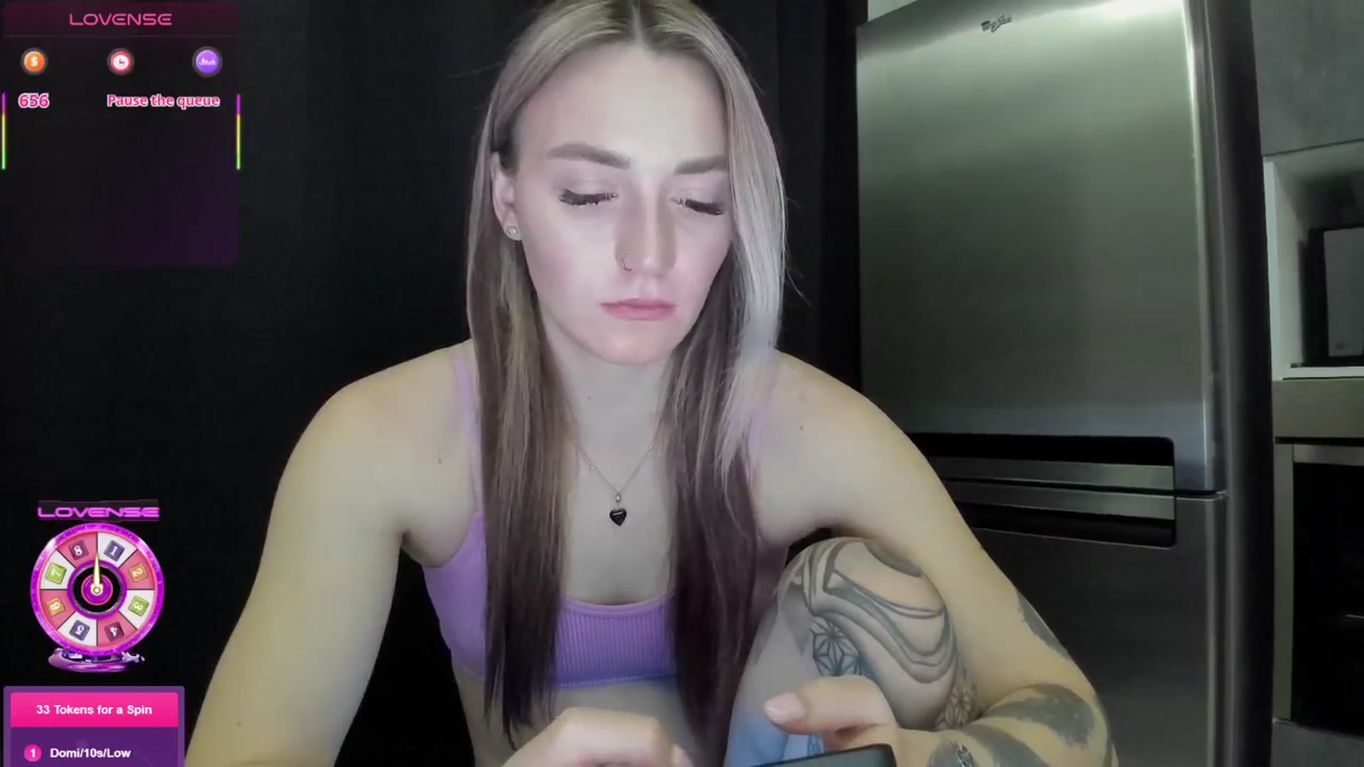 Gallery image thumbnail from Cutestdemon1's myfreecams stream on, 11/24/2025, 09:01 image 4 of 20