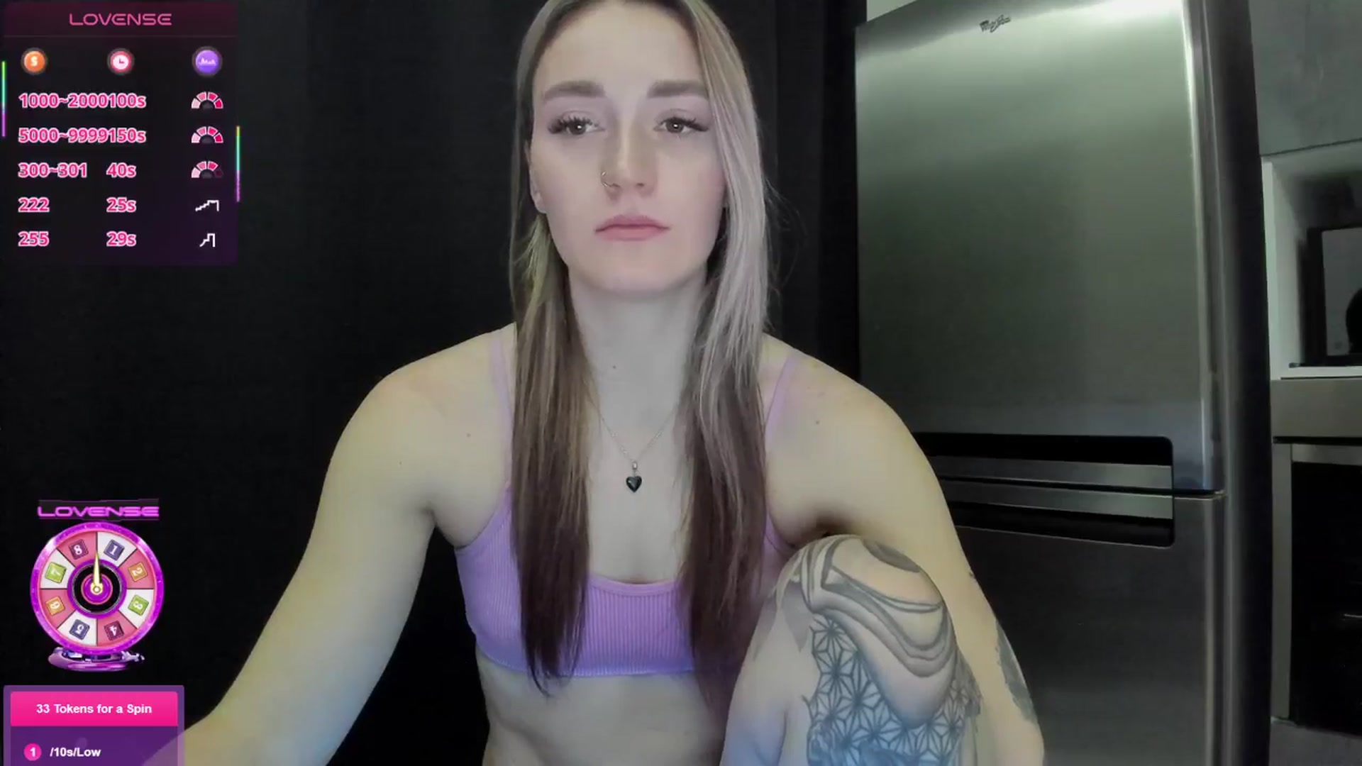 Gallery image thumbnail from Cutestdemon1's myfreecams stream on, 11/24/2025, 09:01 image 2 of 20