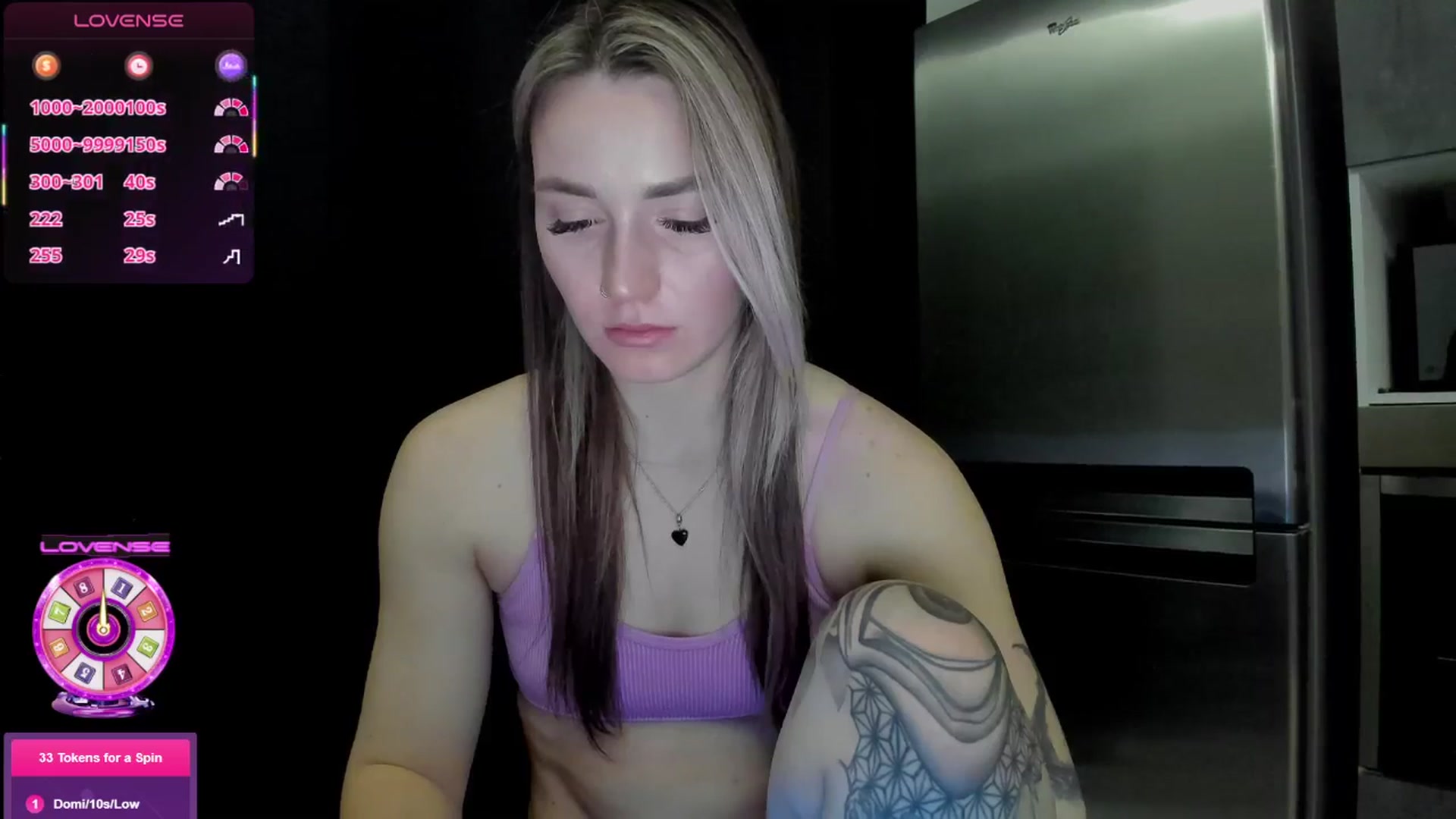 Gallery image thumbnail from Cutestdemon1's myfreecams stream on, 11/24/2025, 09:01 image 19 of 20