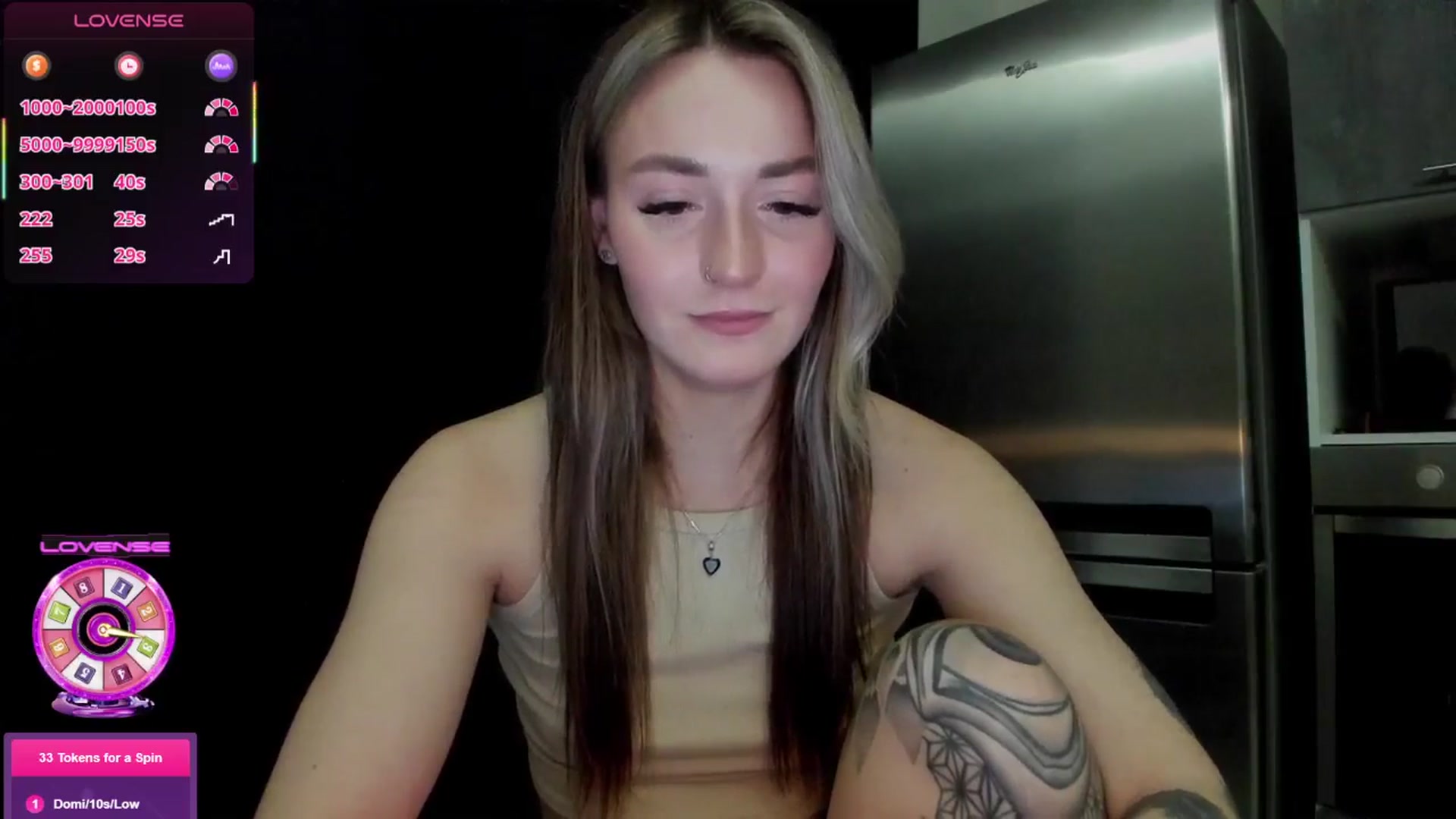 Gallery image thumbnail from Cutestdemon1's myfreecams stream on, 11/29/2025, 10:20 image 6 of 20