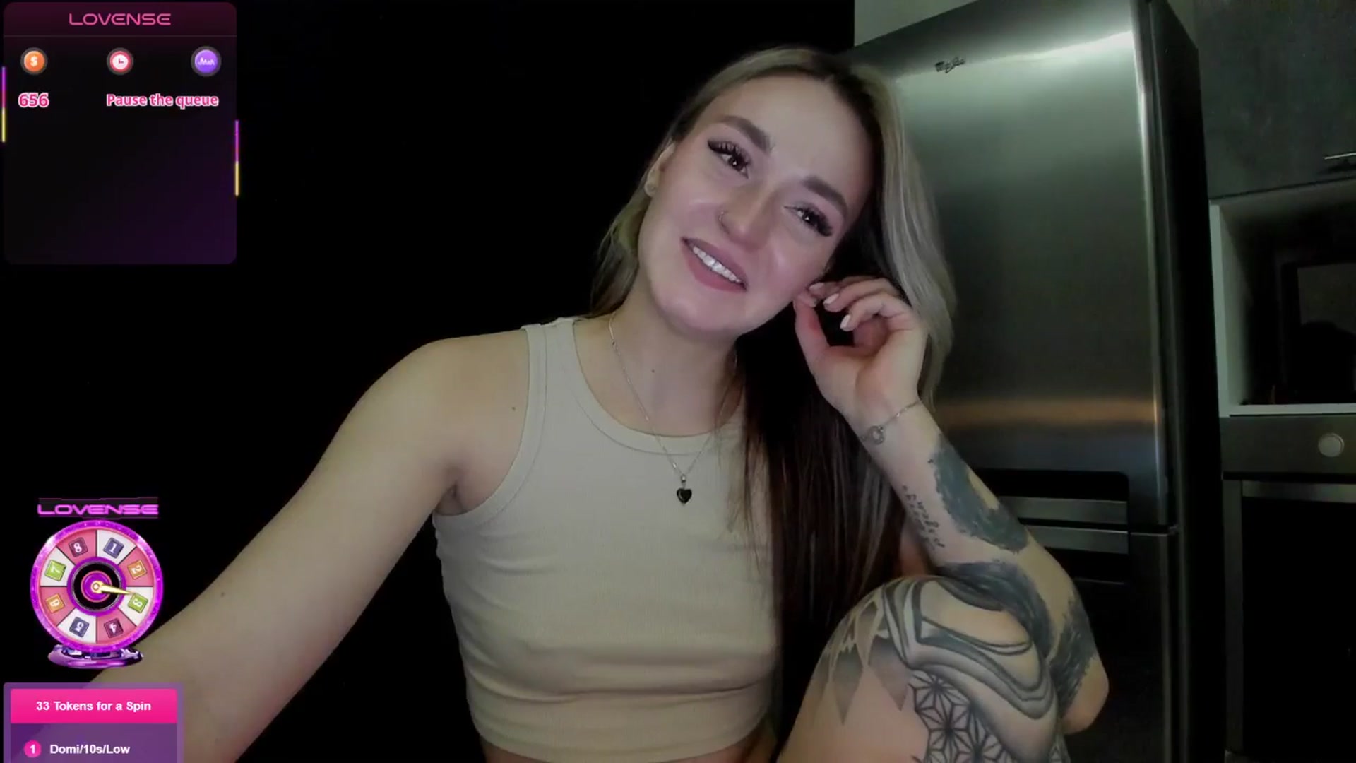 Gallery image thumbnail from Cutestdemon1's myfreecams stream on, 11/29/2025, 10:20 image 3 of 20