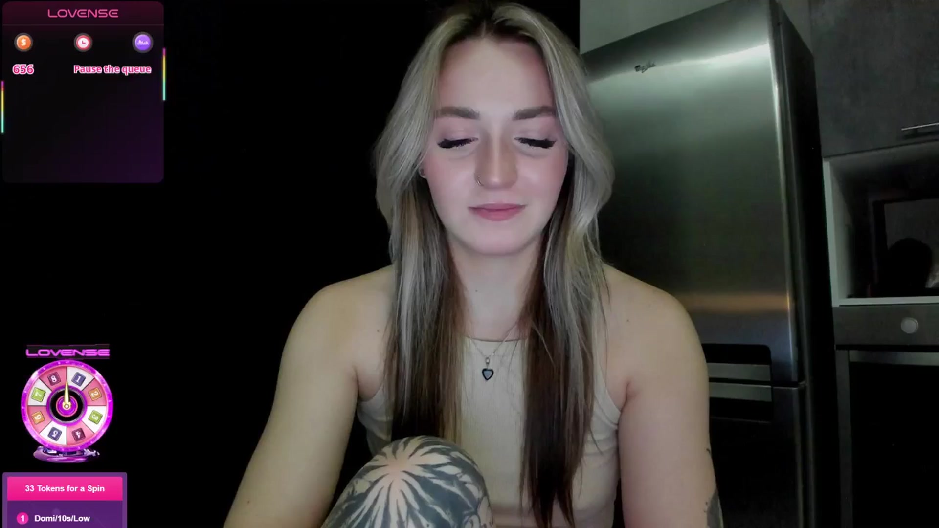 Gallery image thumbnail from Cutestdemon1's myfreecams stream on, 11/29/2025, 10:20 image 1 of 20