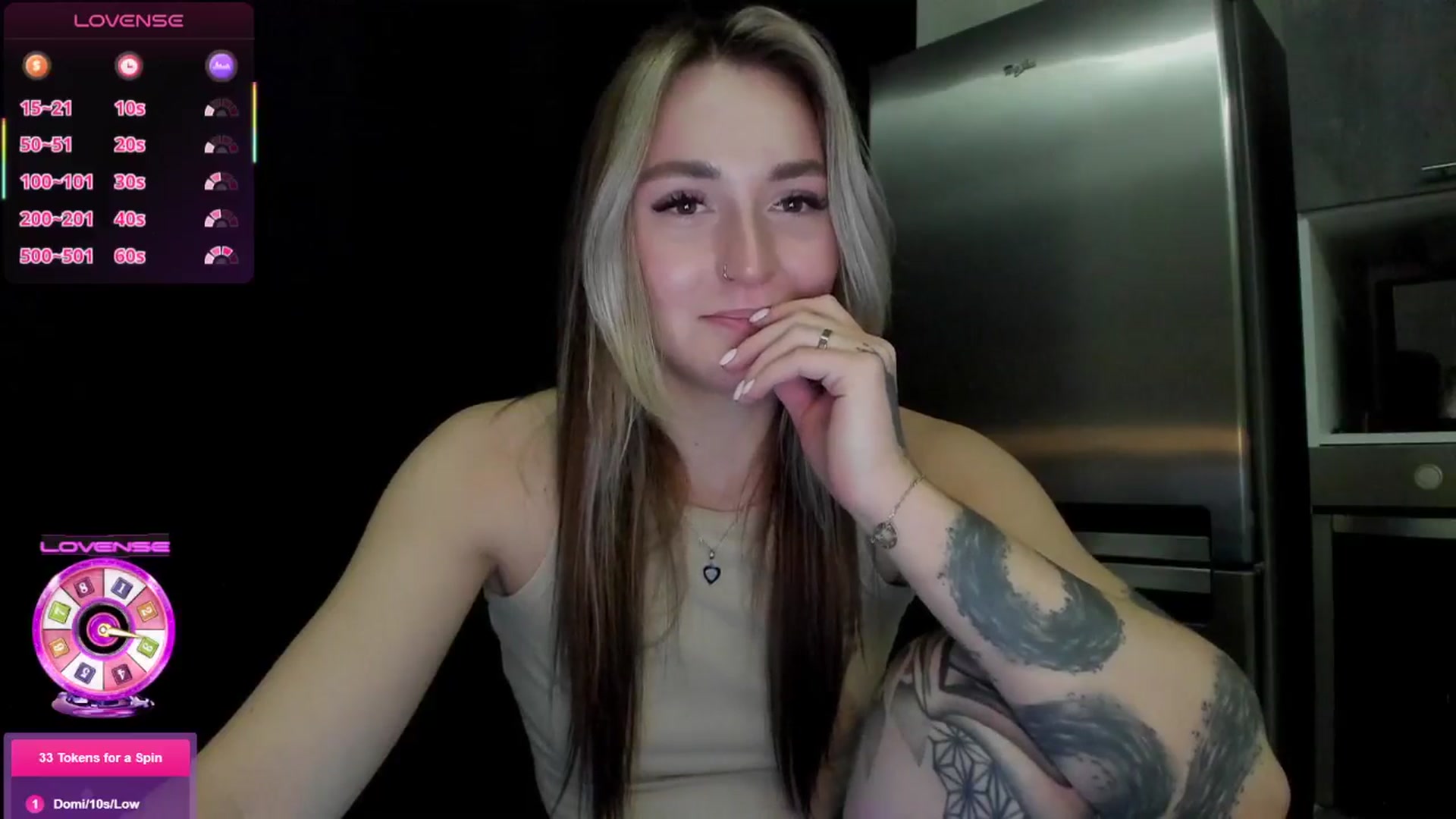 Gallery image thumbnail from Cutestdemon1's myfreecams stream on, 11/29/2025, 10:20 image 18 of 20
