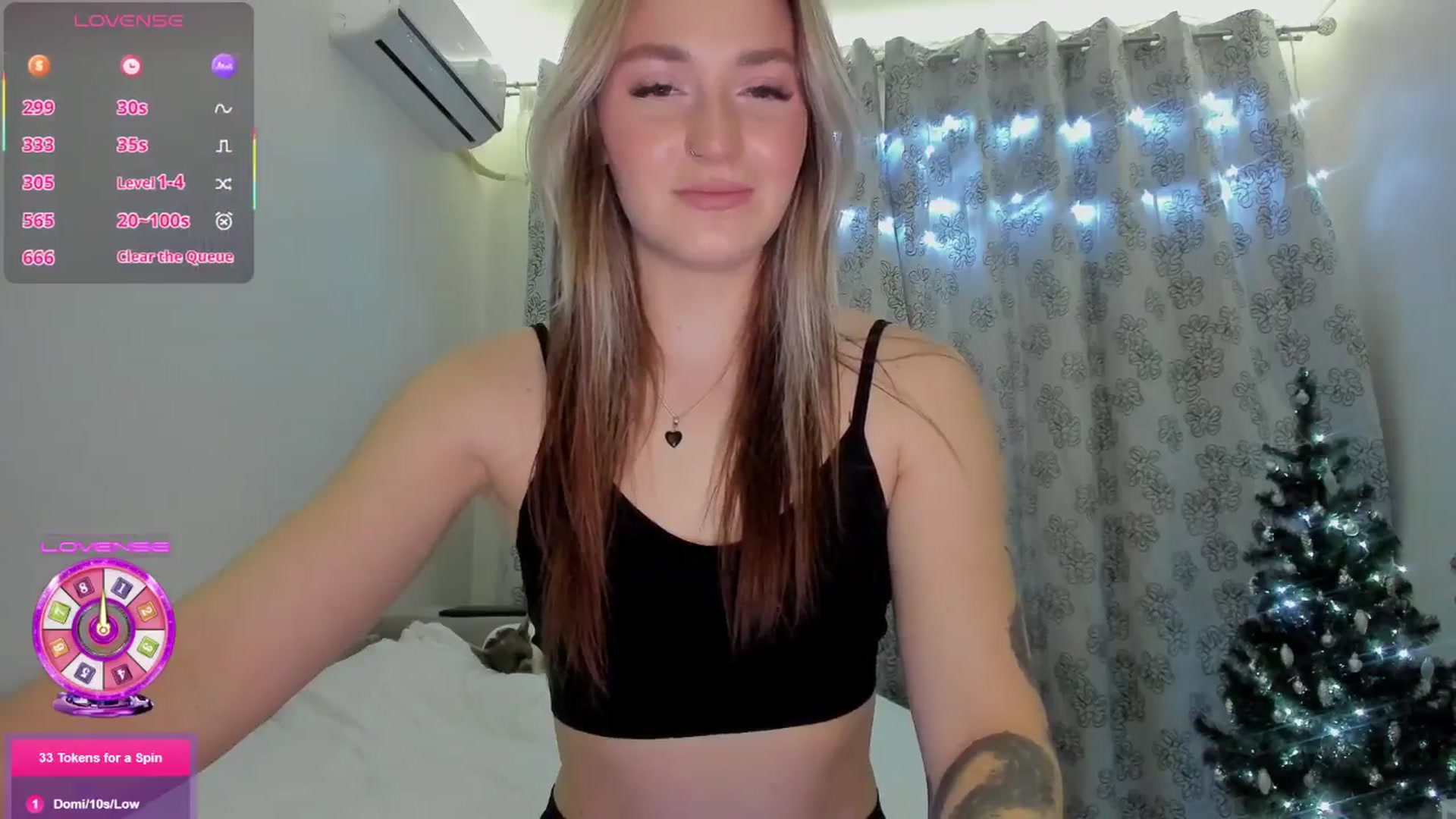 Gallery image thumbnail from Cutestdemon1's myfreecams stream on, 12/05/2025, 09:03 image 13 of 20