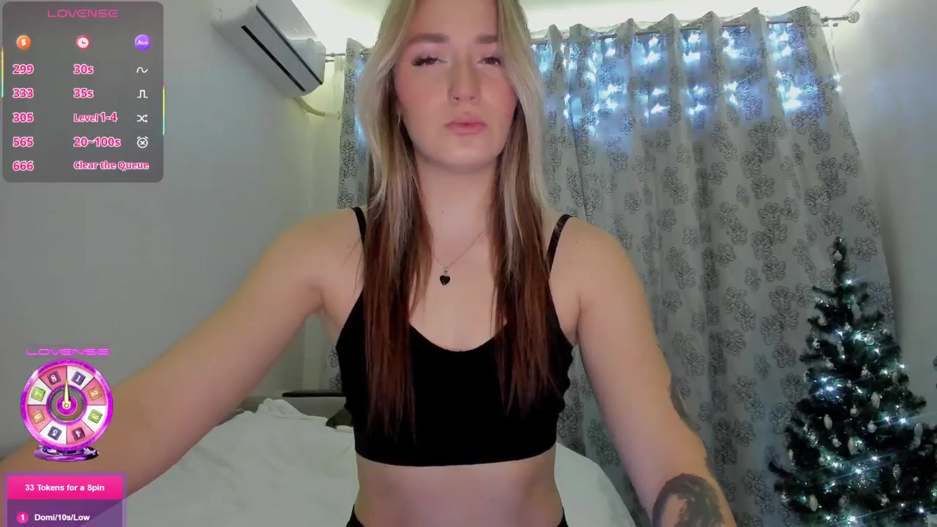 Gallery image thumbnail from Cutestdemon1's myfreecams stream on, 12/05/2025, 09:03 image 11 of 20