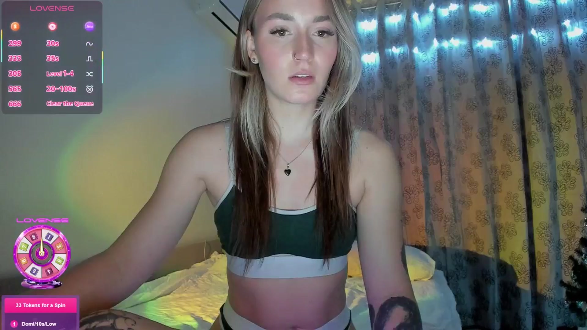 Gallery image thumbnail from Cutestdemon1's myfreecams stream on, 12/09/2025, 12:29 image 15 of 20
