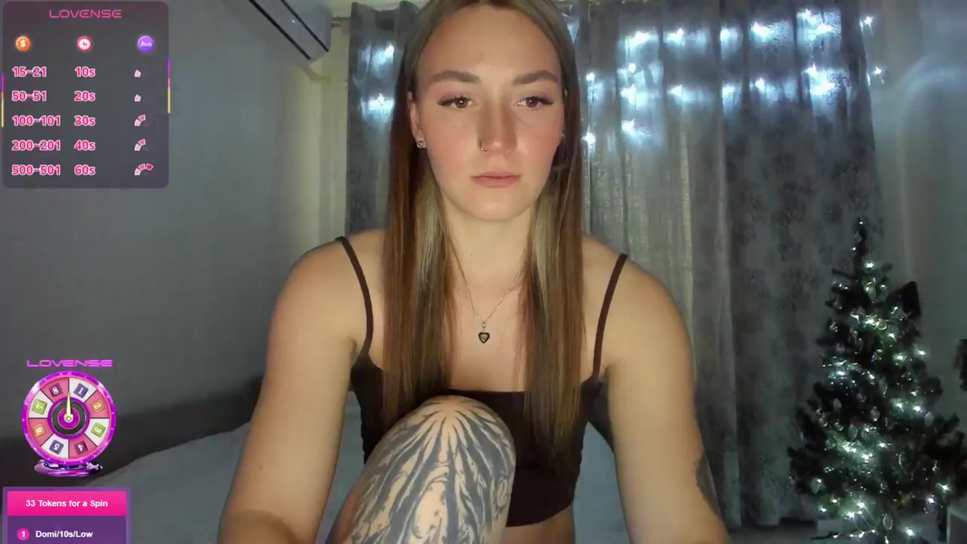Gallery image thumbnail from Cutestdemon1's myfreecams stream on, 12/11/2025, 10:42 image 3 of 20