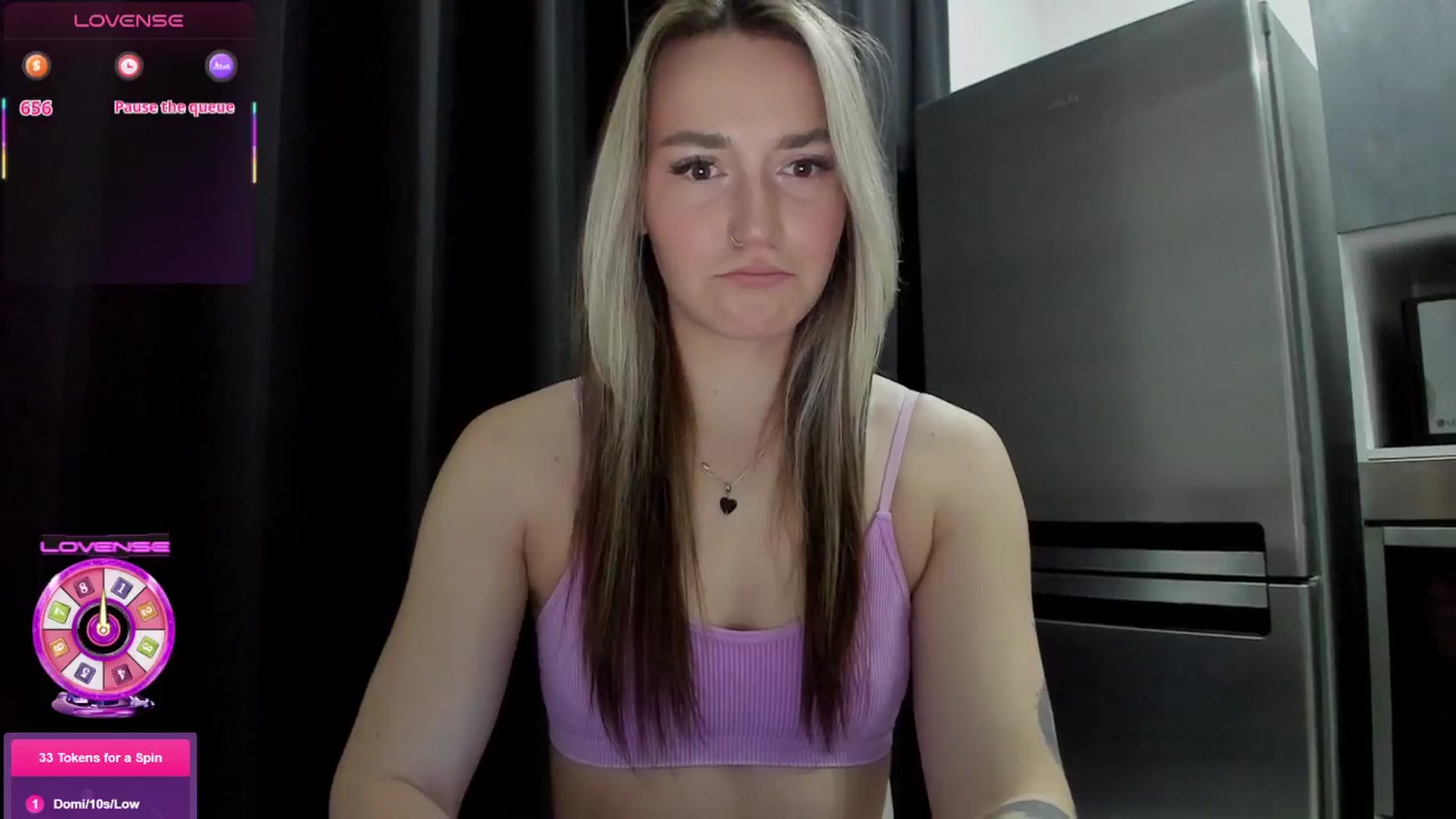 Gallery image thumbnail from Cutestdemon1's myfreecams stream on, 12/16/2025, 24:00 image 2 of 20