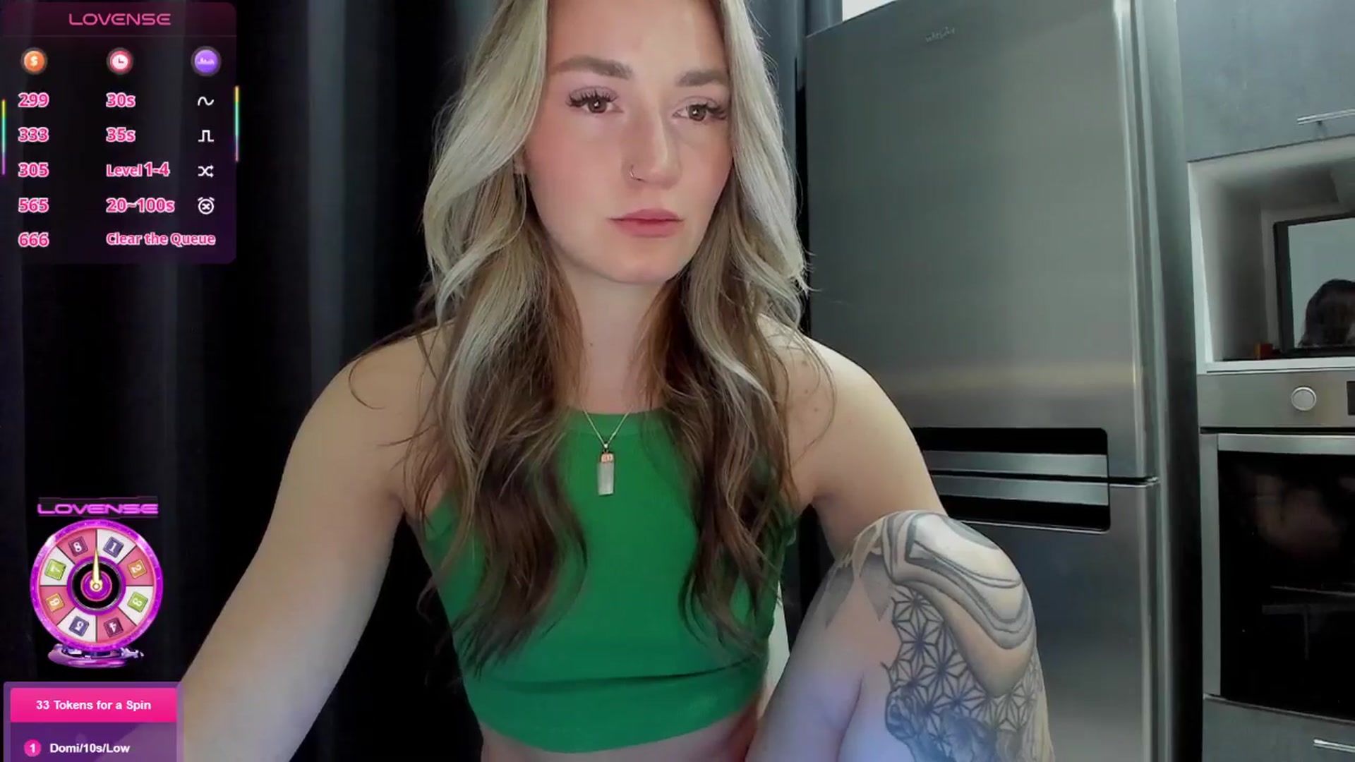 Gallery image thumbnail from Cutestdemon1's myfreecams stream on, 12/21/2025, 03:35 image 10 of 20