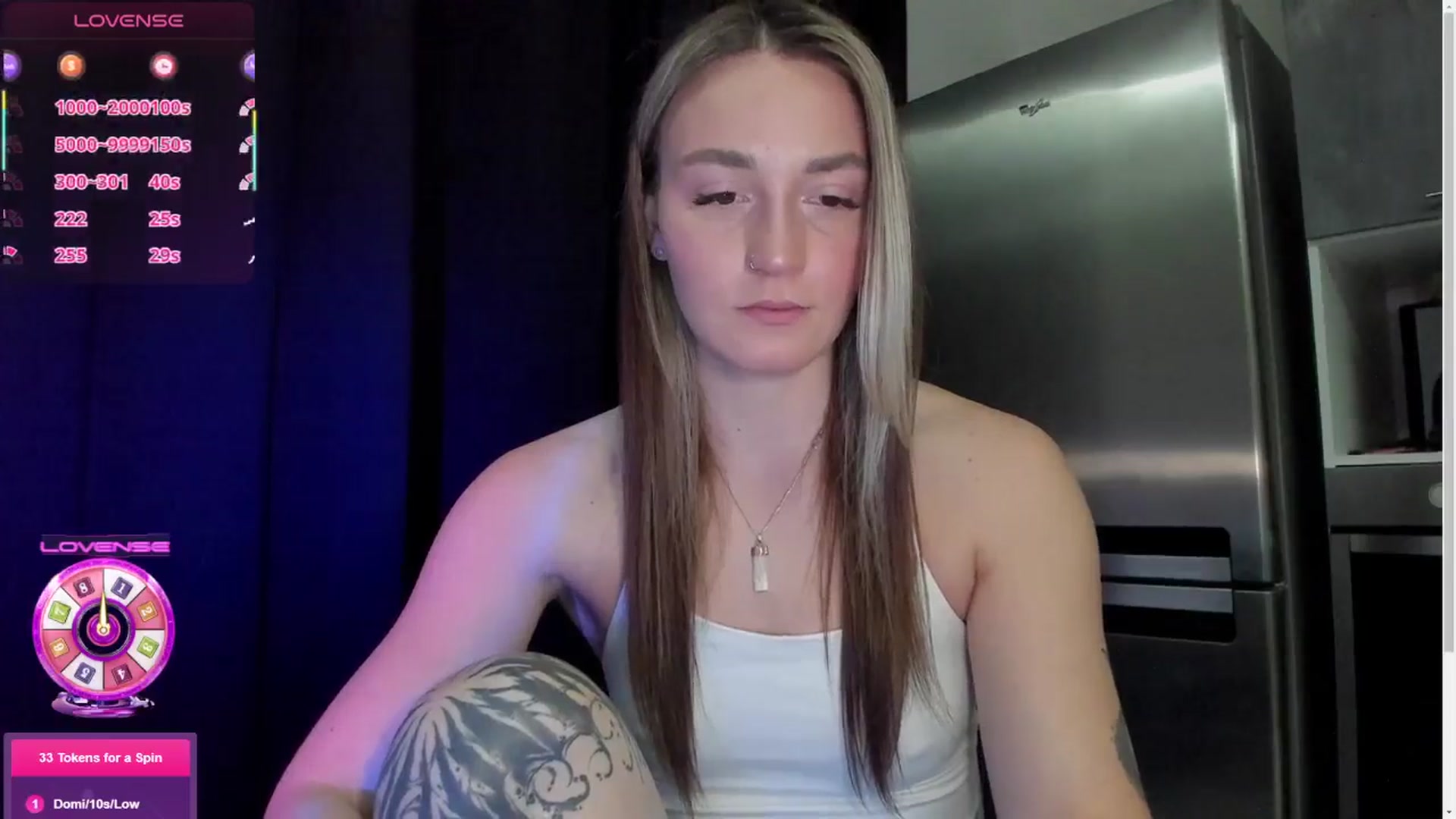 Gallery image thumbnail from Cutestdemon1's myfreecams stream on, 12/25/2025, 02:33 image 14 of 20