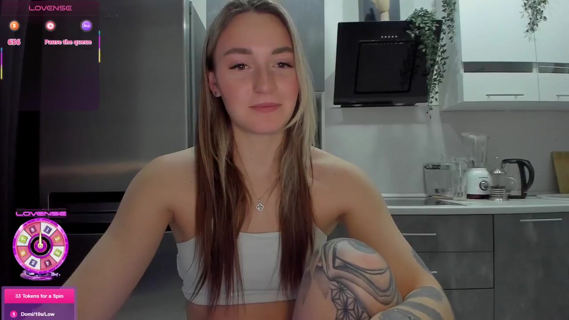 Gallery image thumbnail from Cutestdemon1's myfreecams stream on, 01/11/2026, 07:11 image 15 of 20