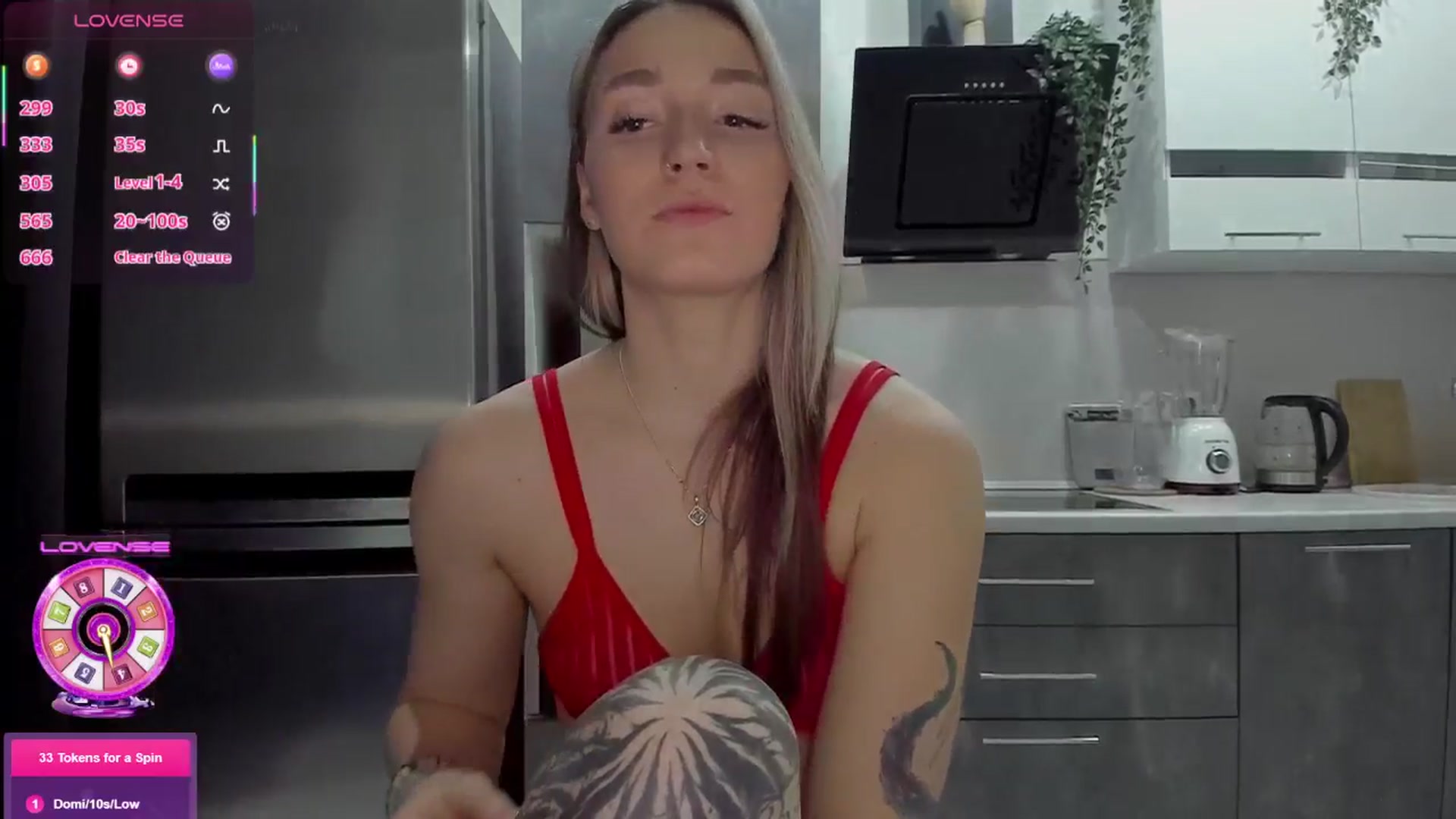 Gallery image thumbnail from Cutestdemon1's myfreecams stream on, 01/12/2026, 07:30 image 14 of 20