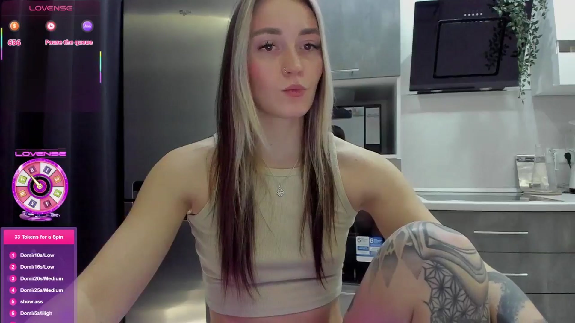 Gallery image thumbnail from Cutestdemon1's myfreecams stream on, 01/17/2026, 08:26 image 10 of 20