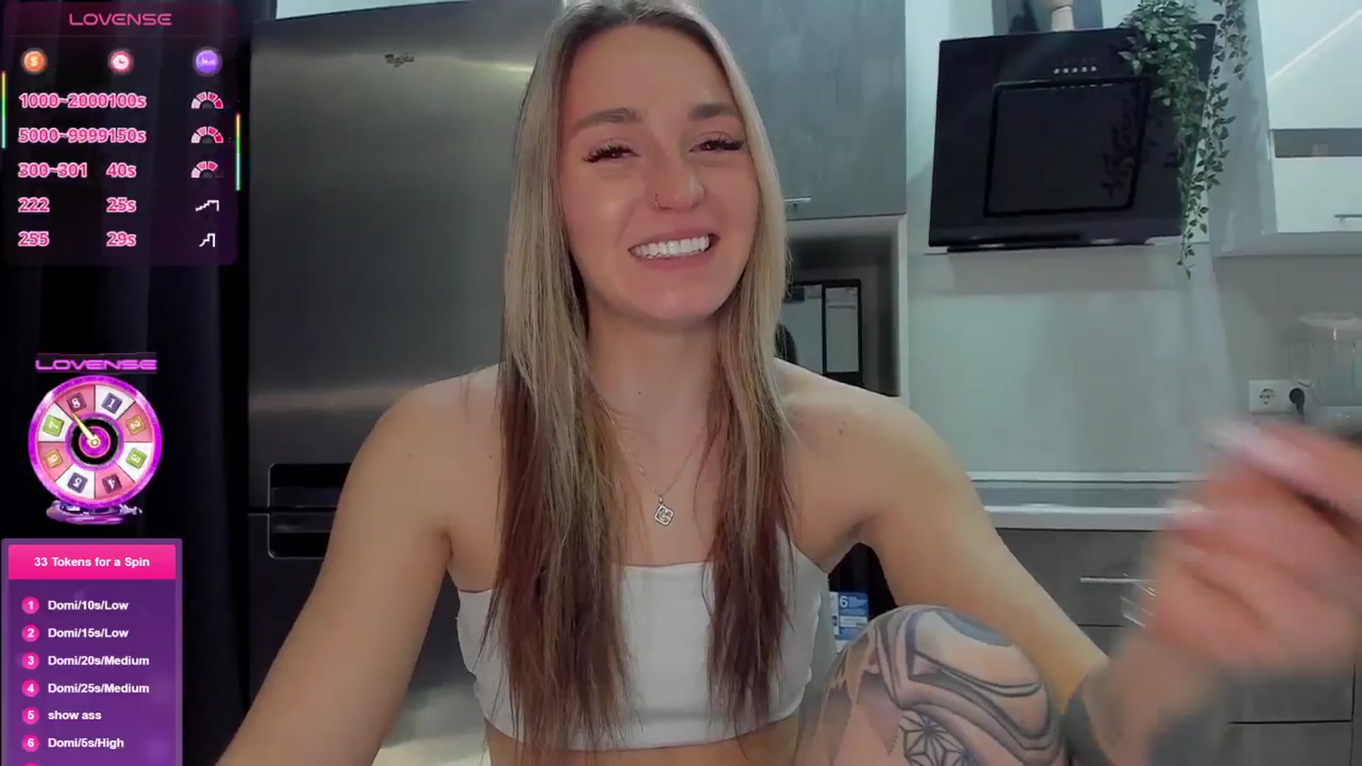 Gallery image thumbnail from Cutestdemon1's myfreecams stream on, 01/25/2026, 09:36 image 2 of 20