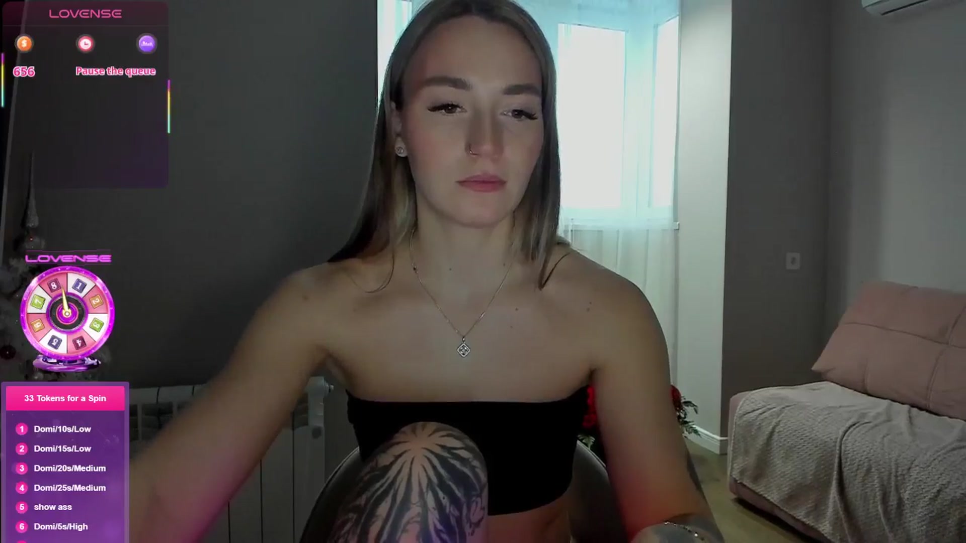 Gallery image thumbnail from Cutestdemon1's myfreecams stream on, 01/28/2026, 04:54 image 17 of 20