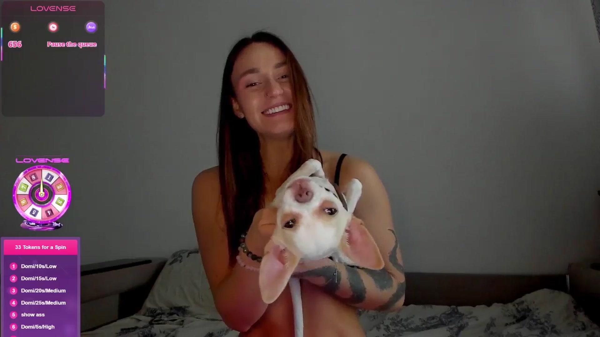 Gallery image thumbnail from Cutestdemon1's myfreecams stream on, 04/10/2026, 07:53 image 9 of 20