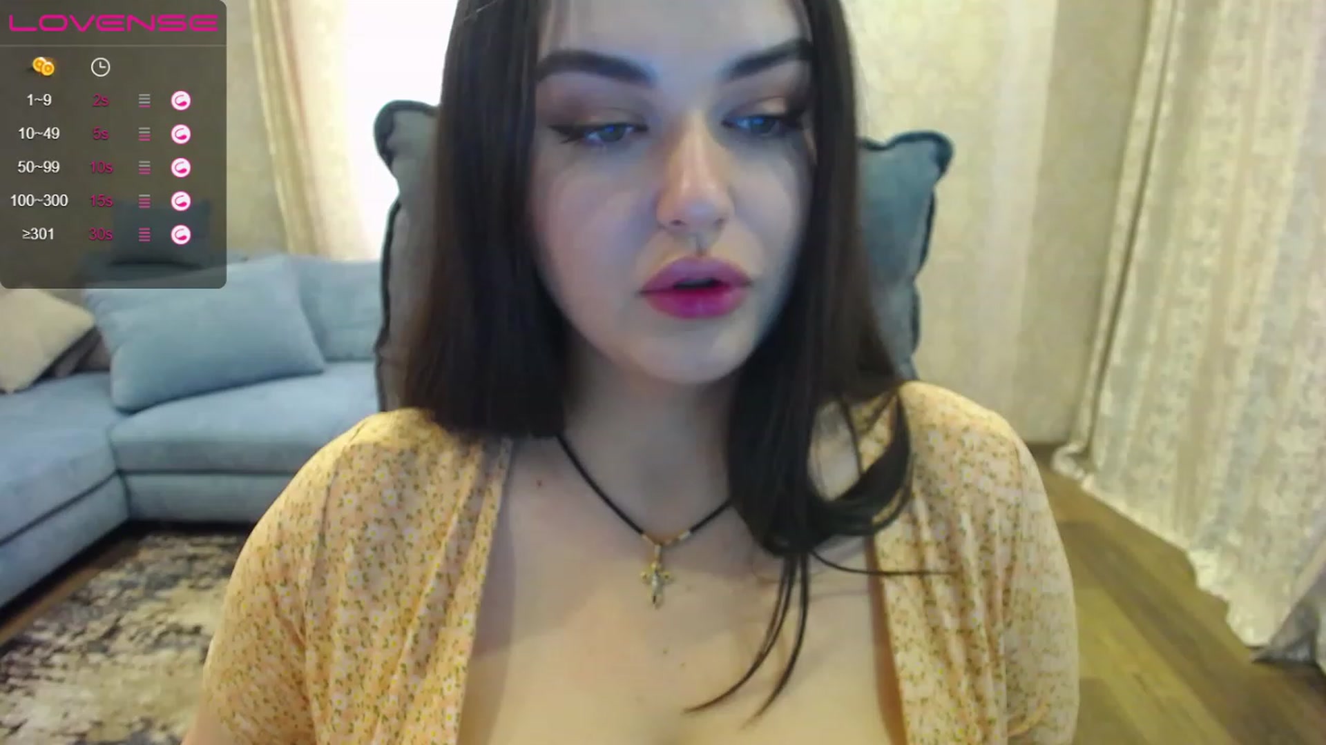 Gallery image thumbnail from Cuti_Di's myfreecams stream on, 02/28/2023, 08:37 image 18 of 20