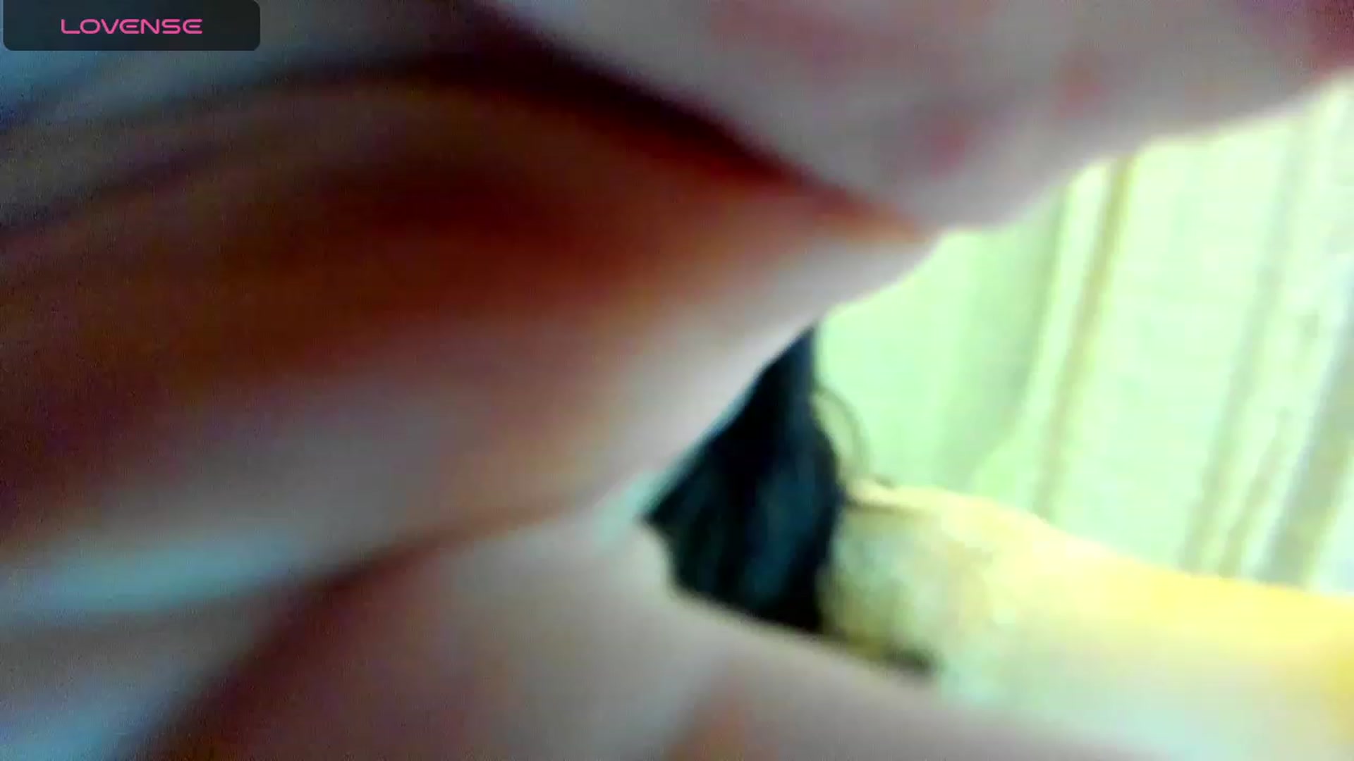 Gallery image thumbnail from Cuti_Di's myfreecams stream on, 10/10/2023, 17:21 image 19 of 20