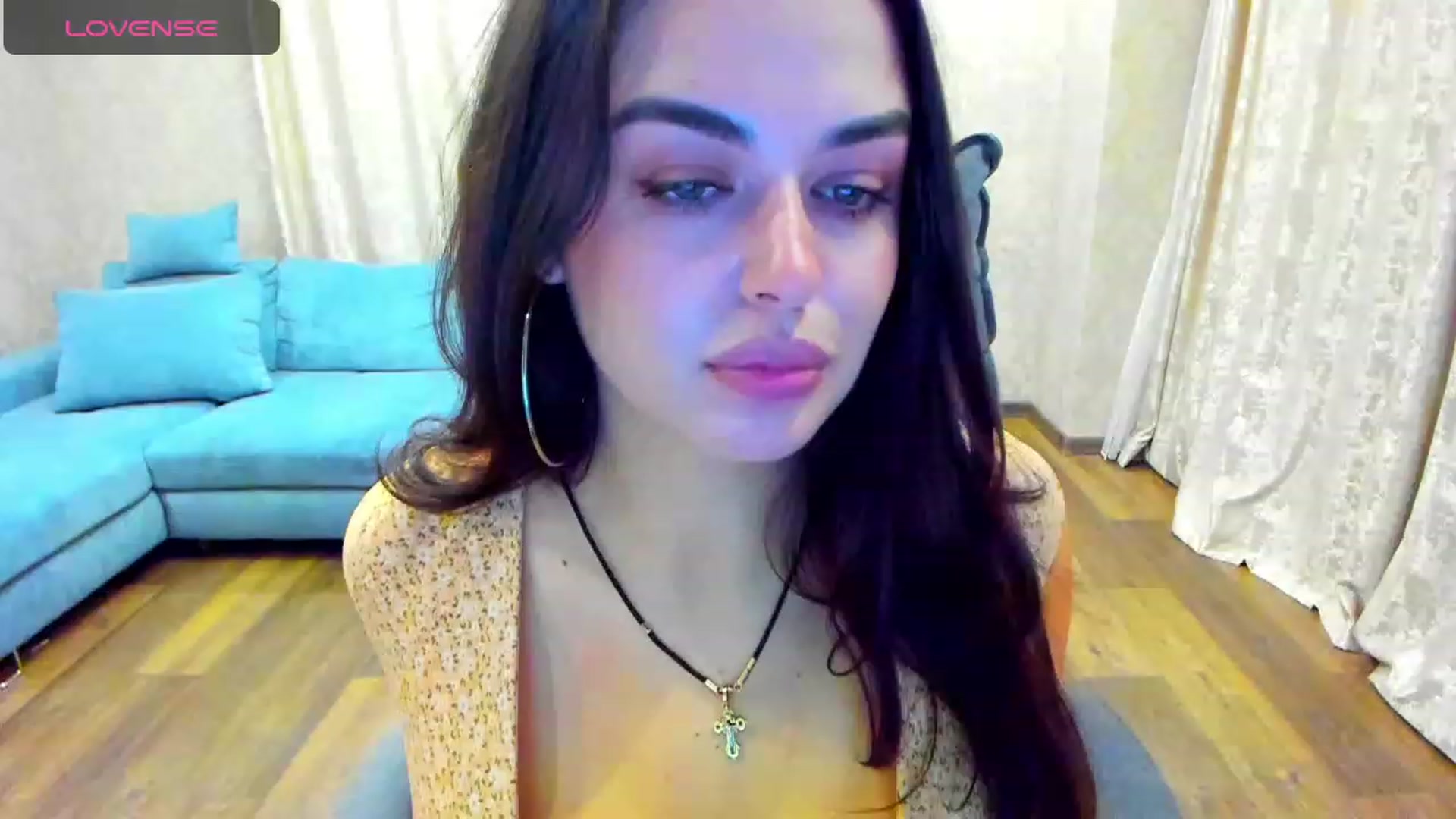 Gallery image thumbnail from Cuti_Di's myfreecams stream on, 11/19/2023, 17:04 image 4 of 20
