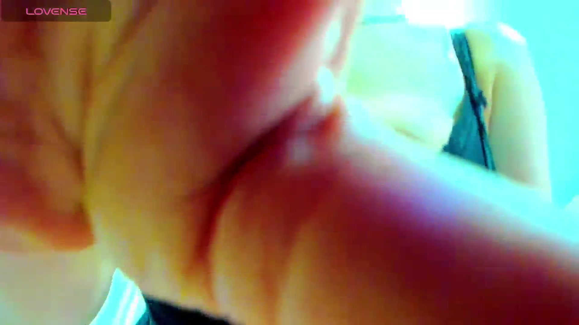 Gallery image thumbnail from Cuti_Di's myfreecams stream on, 06/17/2024, 15:26 image 14 of 20
