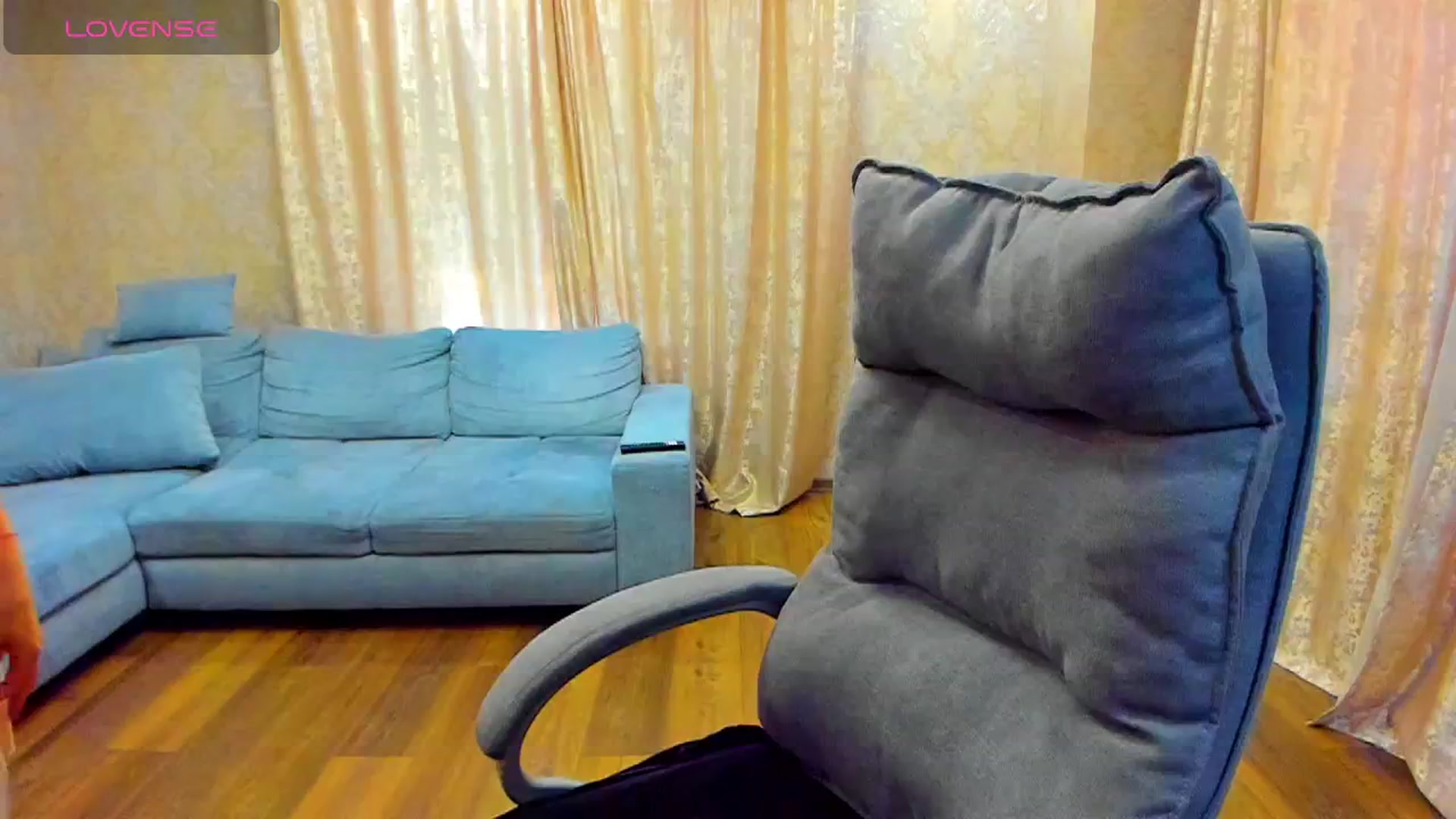 Gallery image thumbnail from Cuti_Di's myfreecams stream on, 06/25/2024, 13:43 image 20 of 20
