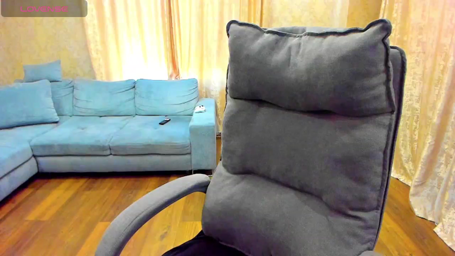 Gallery image thumbnail from Cuti_Di's myfreecams stream on, 06/26/2024, 15:09 image 11 of 20