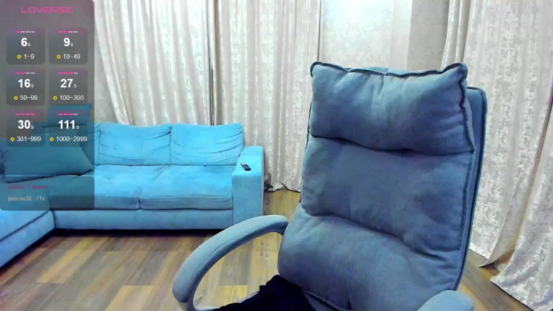 Gallery image thumbnail from Cuti_Di's myfreecams stream on, 08/29/2024, 17:31 image 15 of 20