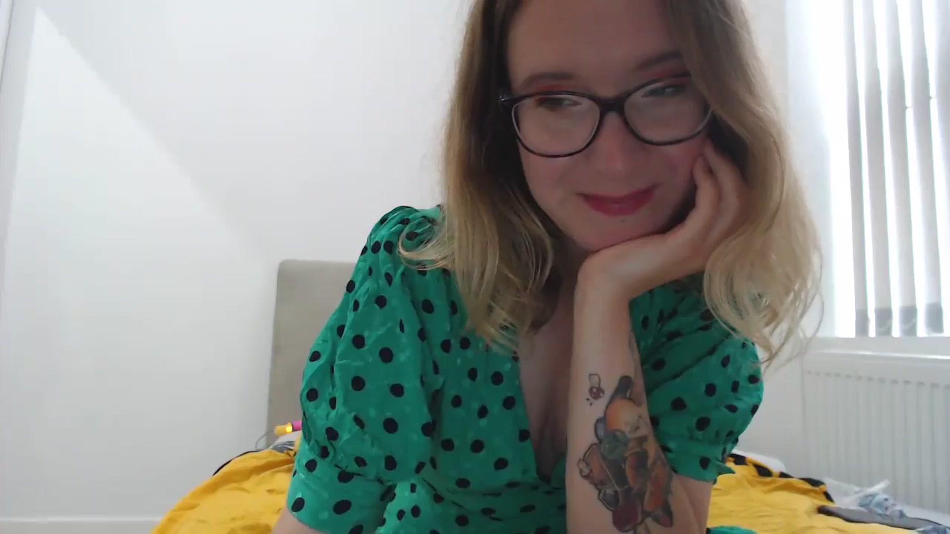 Gallery image thumbnail from CutieCinnamon's myfreecams stream on, 08/23/2023, 13:39 image 18 of 20