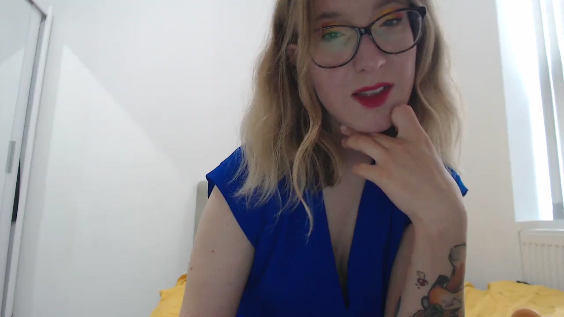 Gallery image thumbnail from CutieCinnamon's myfreecams stream on, 08/25/2023, 11:24 image 15 of 20