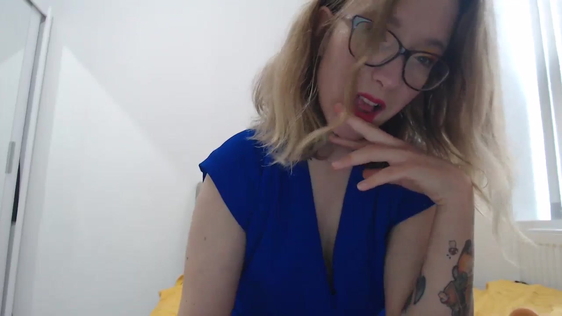 Gallery image thumbnail from CutieCinnamon's myfreecams stream on, 08/25/2023, 11:24 image 14 of 20