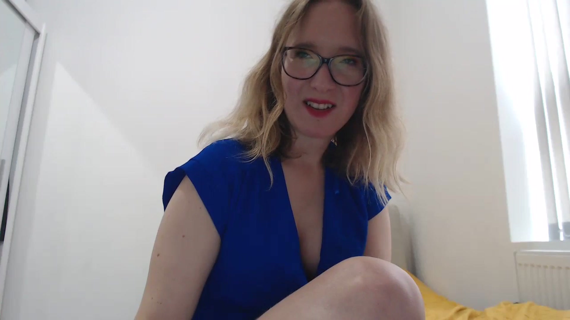Gallery image thumbnail from CutieCinnamon's myfreecams stream on, 08/25/2023, 13:55 image 5 of 20