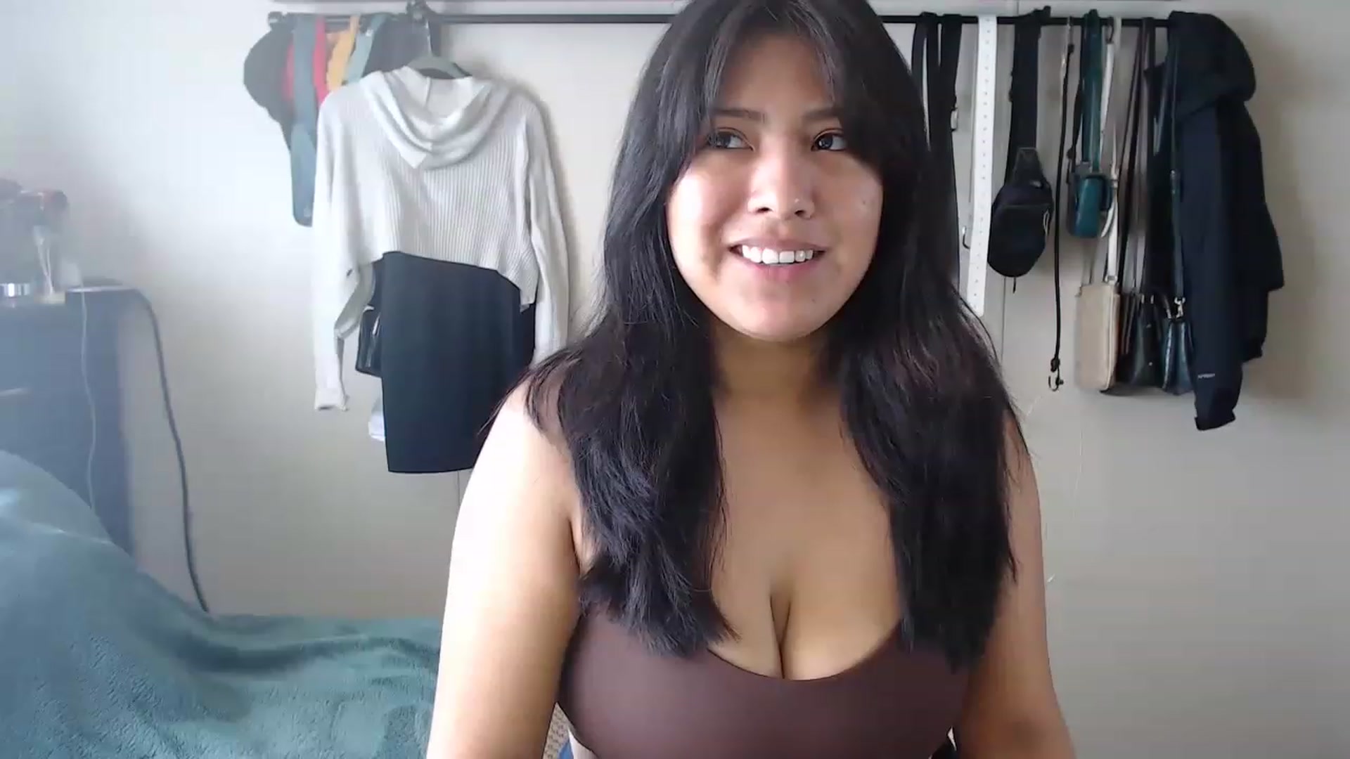 Gallery image thumbnail from CutieGirlNat's myfreecams stream on, 04/20/2023, 15:06 image 3 of 20