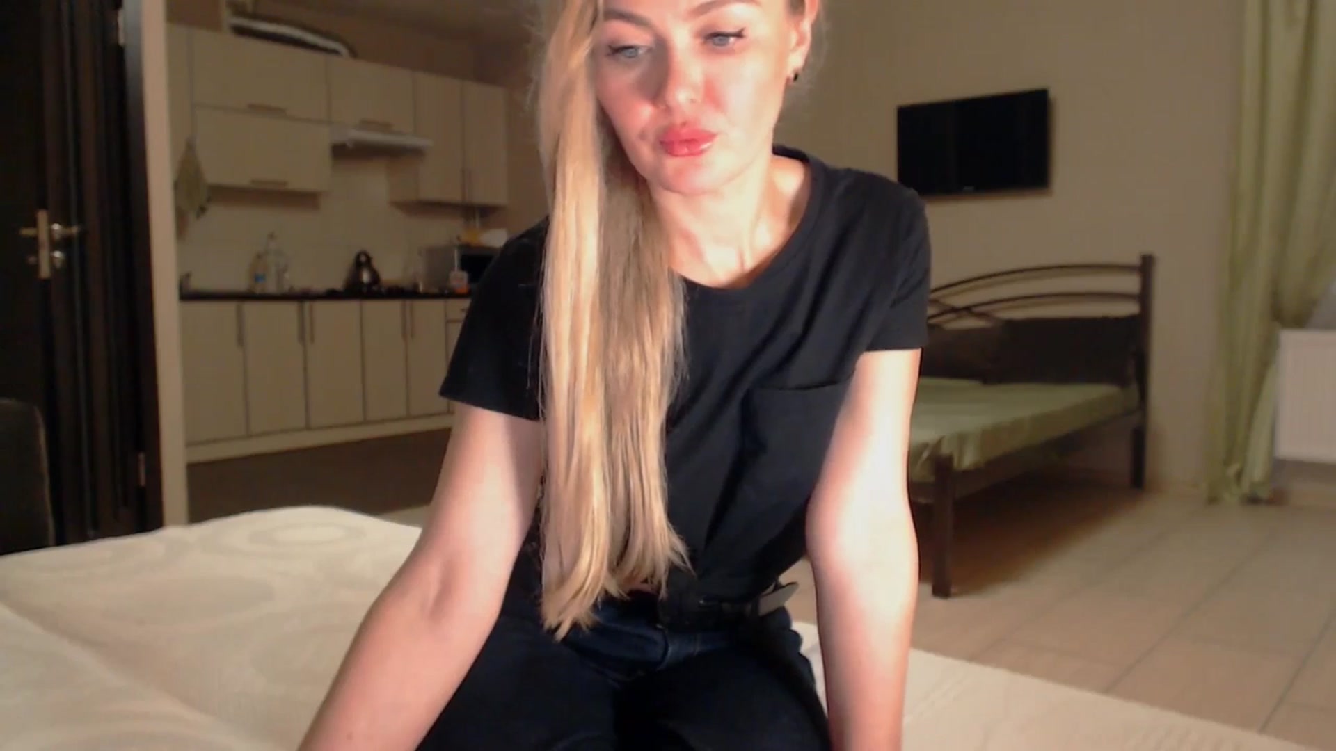 Gallery image thumbnail from CutieJoo's myfreecams stream on, 01/07/2026, 15:36 image 15 of 20