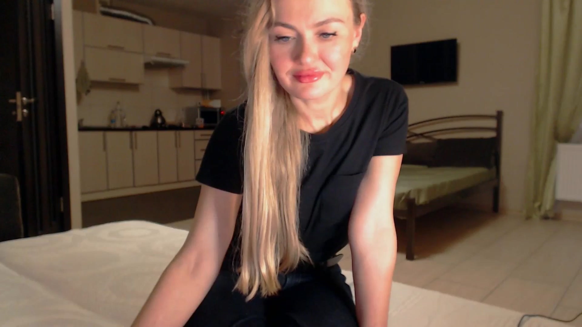 Gallery image thumbnail from CutieJoo's myfreecams stream on, 01/07/2026, 15:36 image 19 of 20