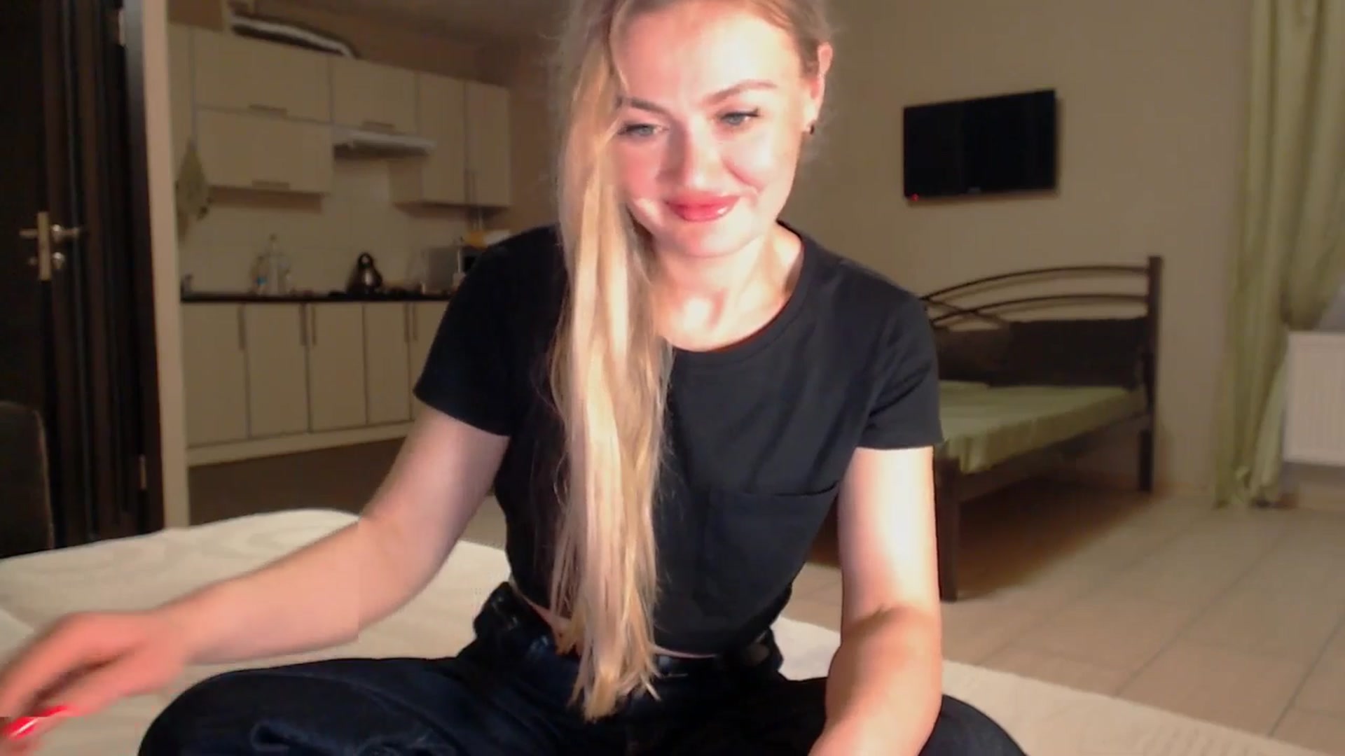 Gallery image thumbnail from CutieJoo's myfreecams stream on, 01/07/2026, 15:36 image 7 of 20