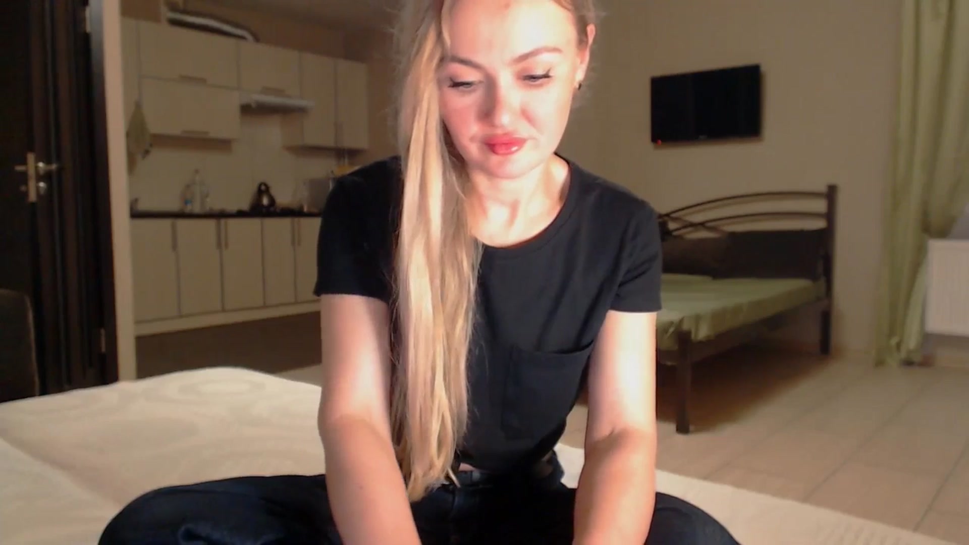 Gallery image thumbnail from CutieJoo's myfreecams stream on, 01/07/2026, 15:36 image 6 of 20