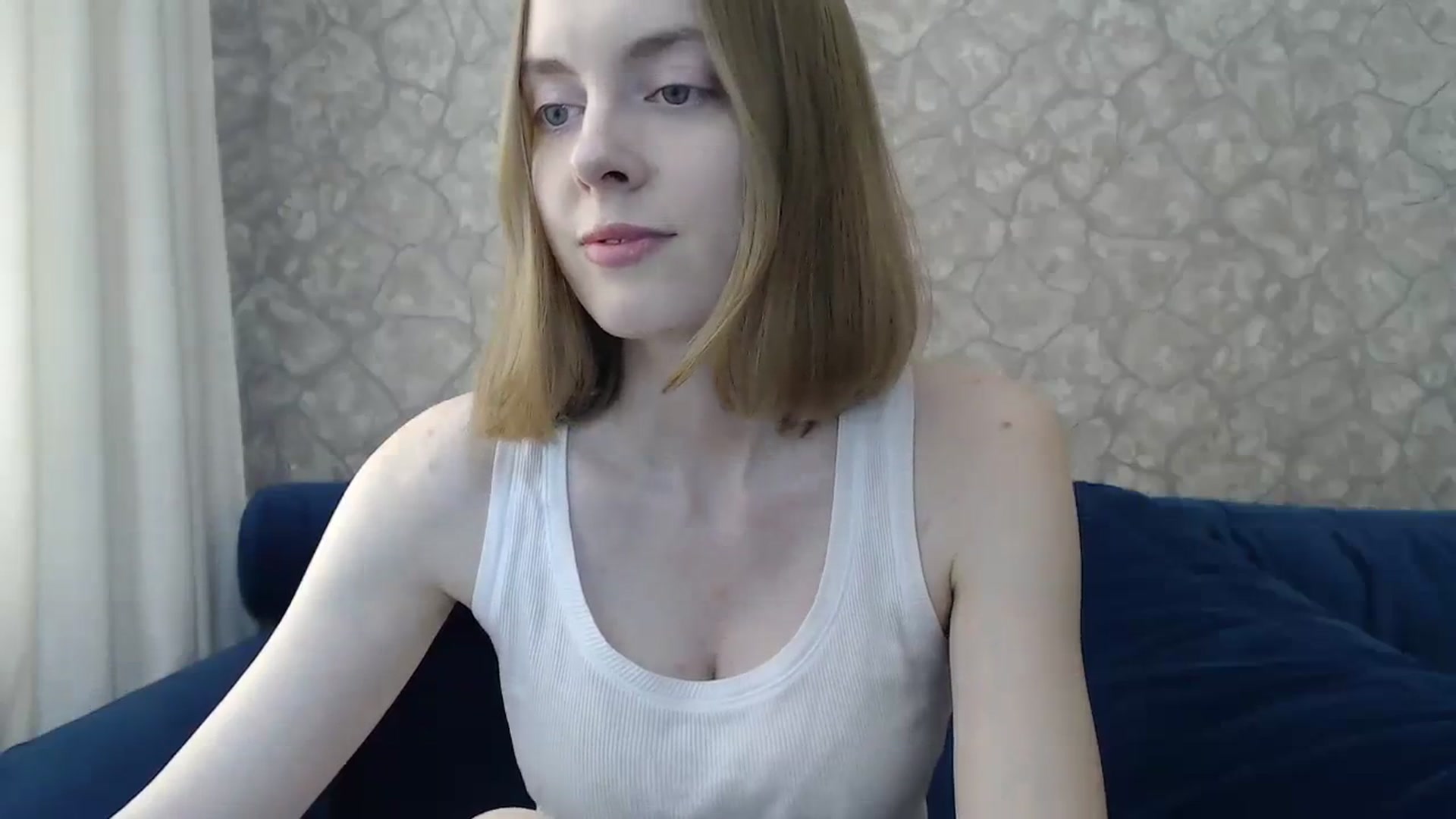 Gallery image thumbnail from CutieLilo's myfreecams stream on, 11/21/2023, 08:11 image 10 of 20